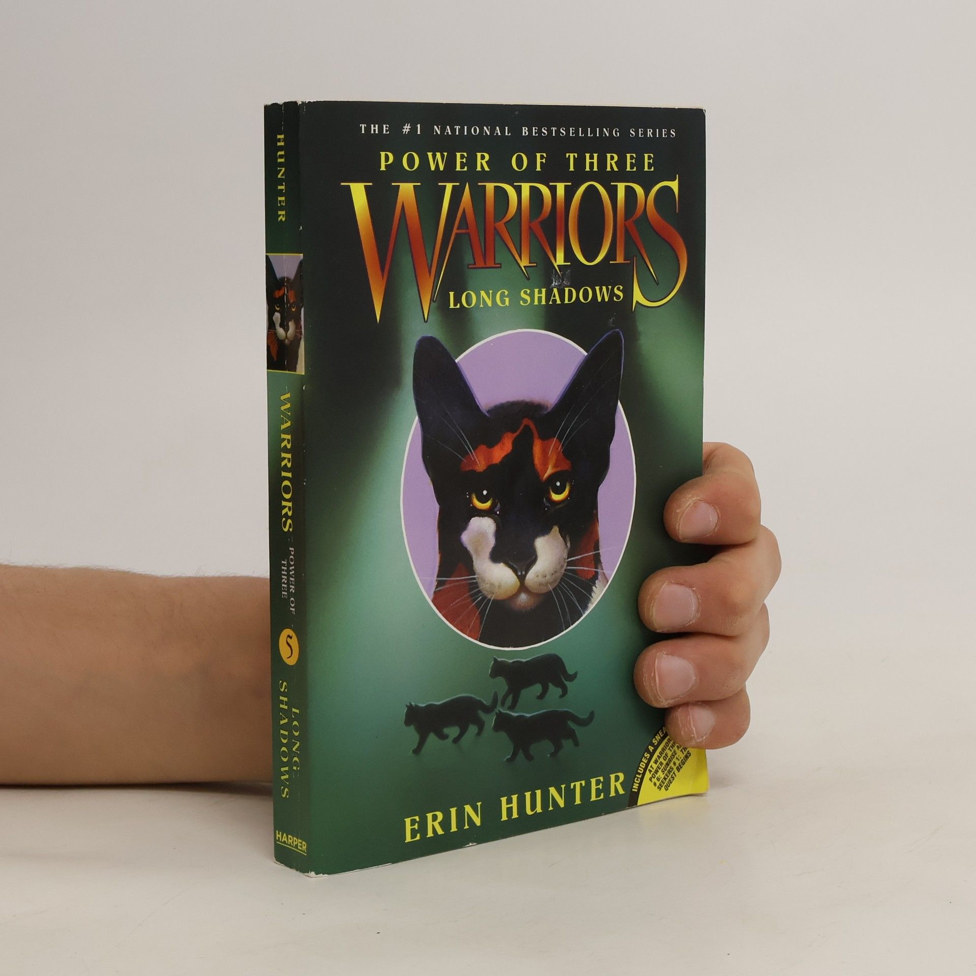 Erin Hunter Warriors. Power of Three 5. Long Shadows