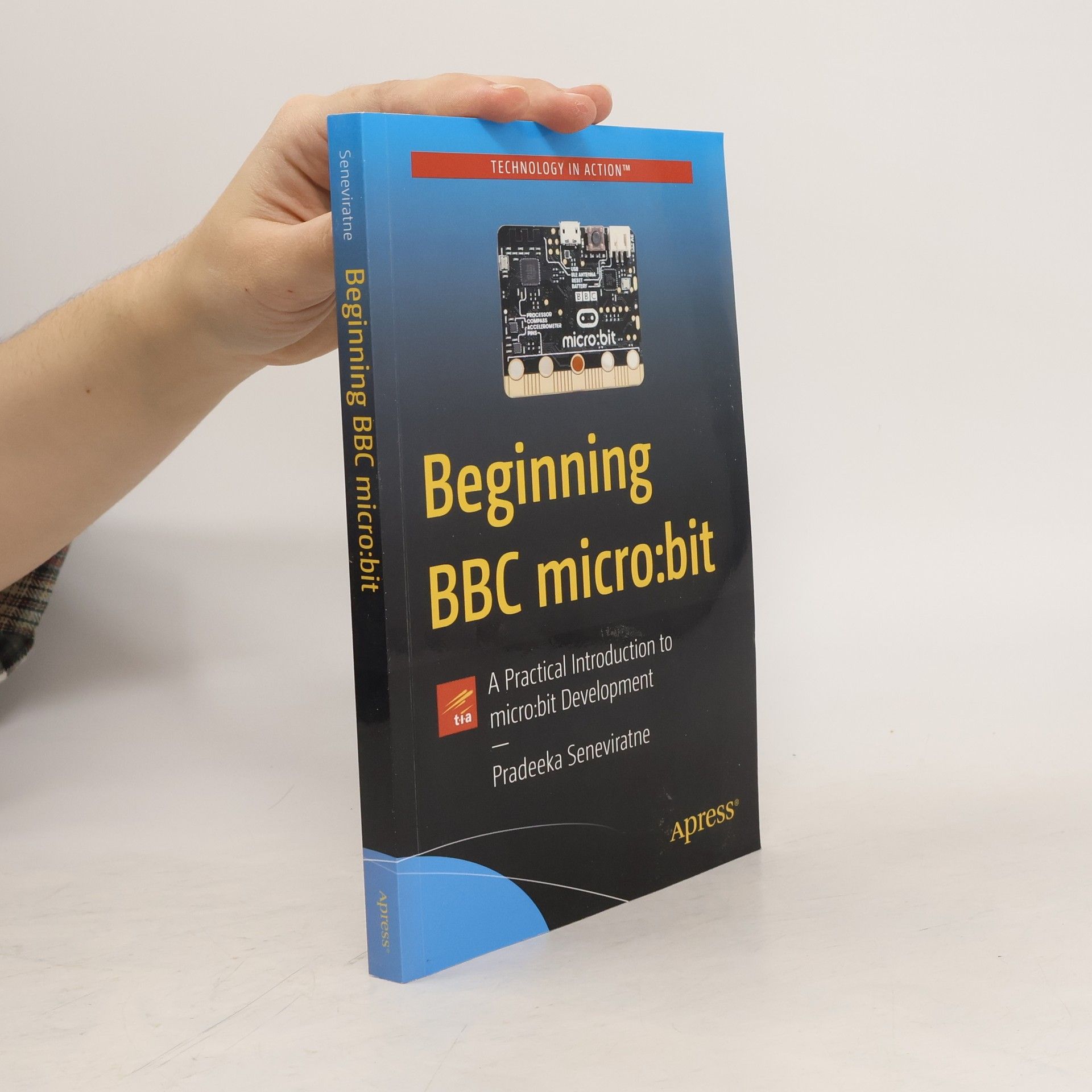 Pradeeka Seneviratne Beginning BBC micro:bit