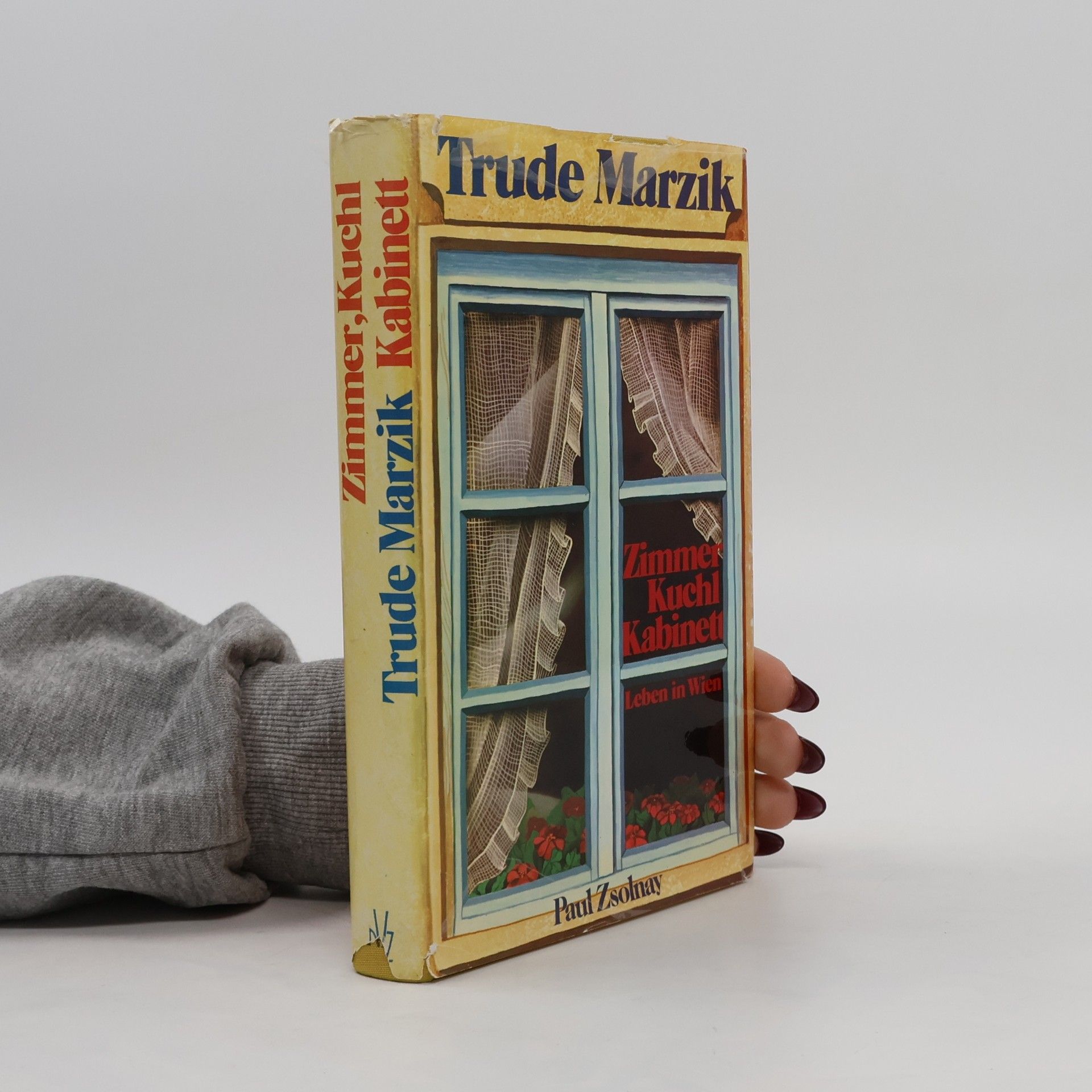 Trude Marzik Zimmer, Kuchl, Kabinett