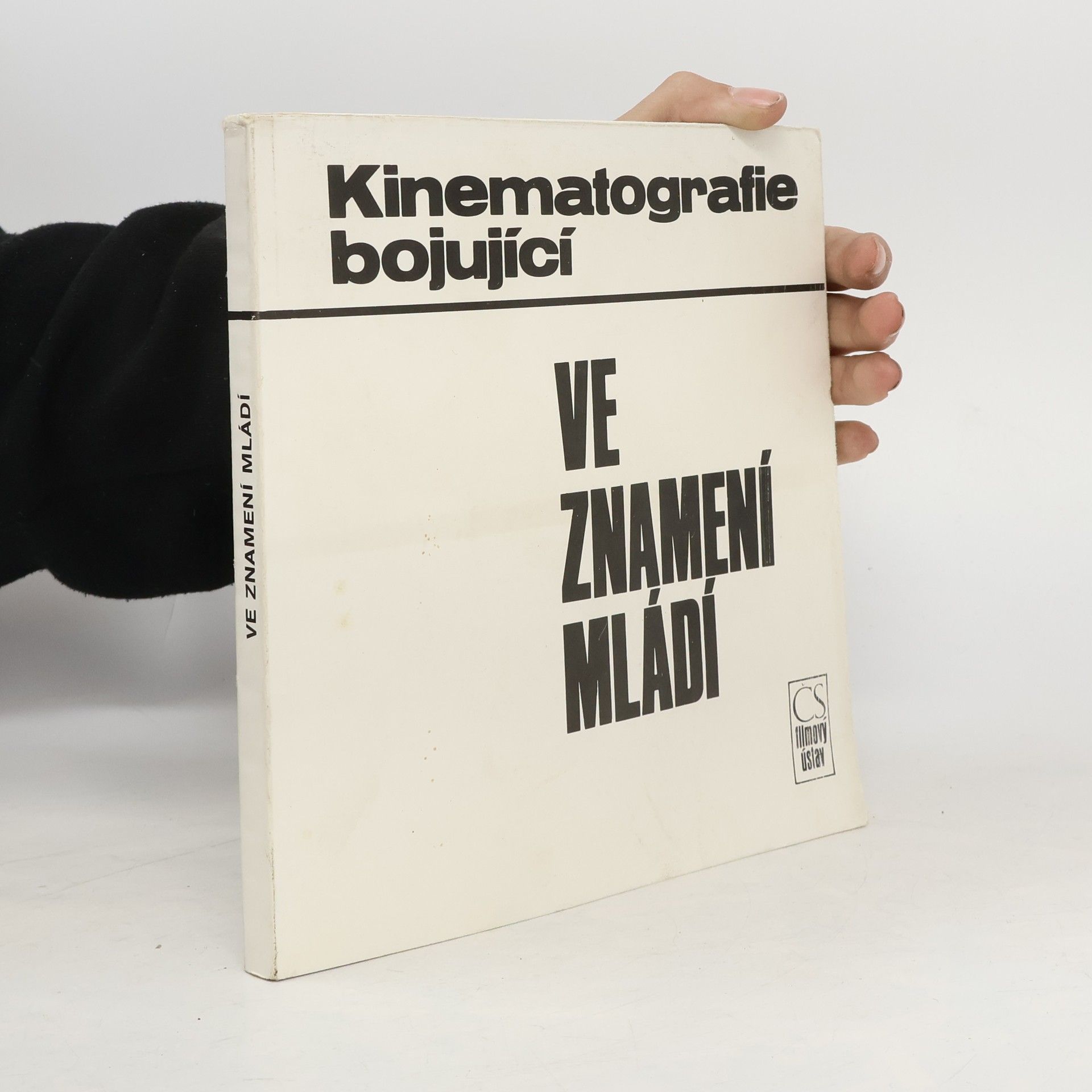 Autorenkollektiv Ve znamení mládí
