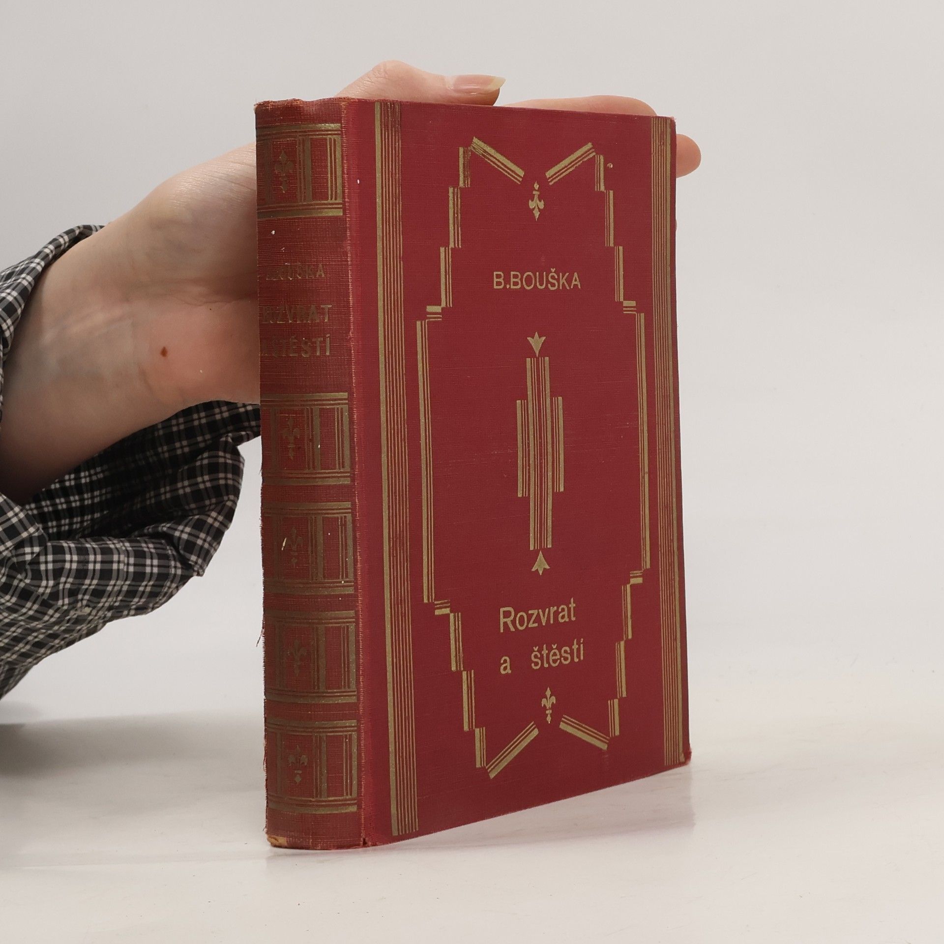 B. Bouška Rozvrat a štěstí