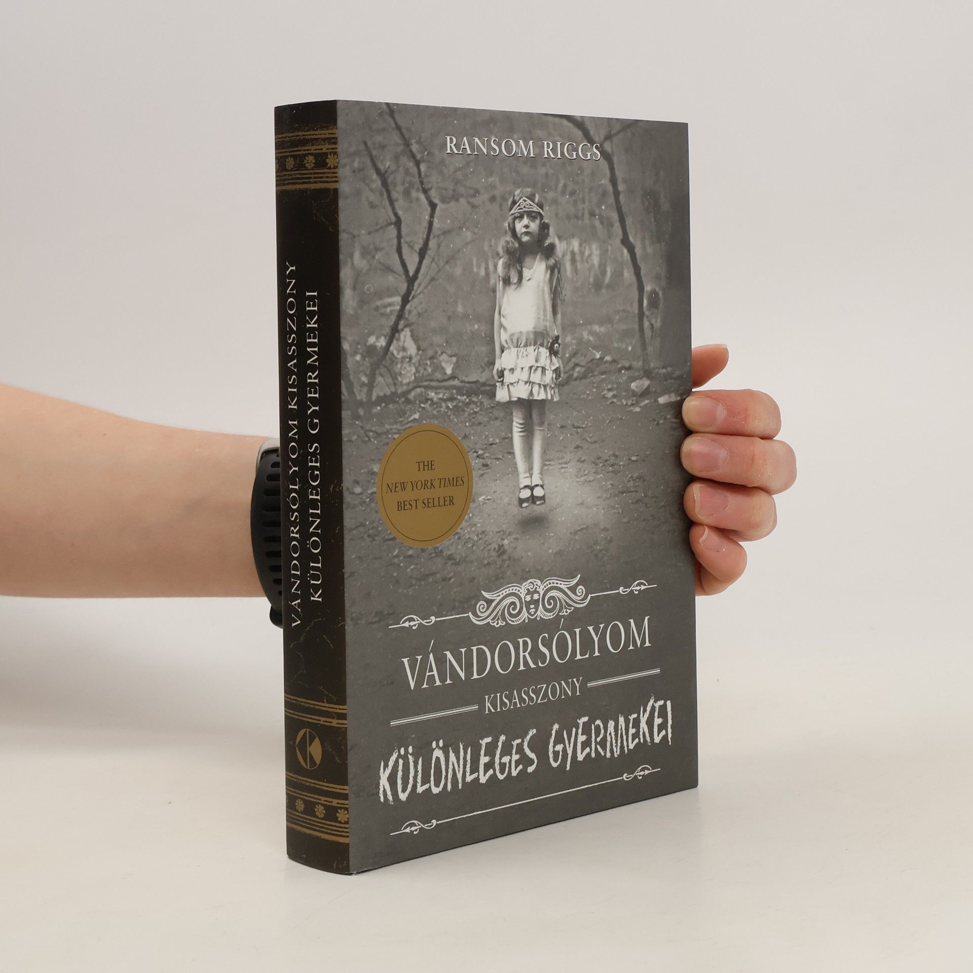 Ransom Riggs Vándorsólyom Kisasszony Különleges Gyermekei