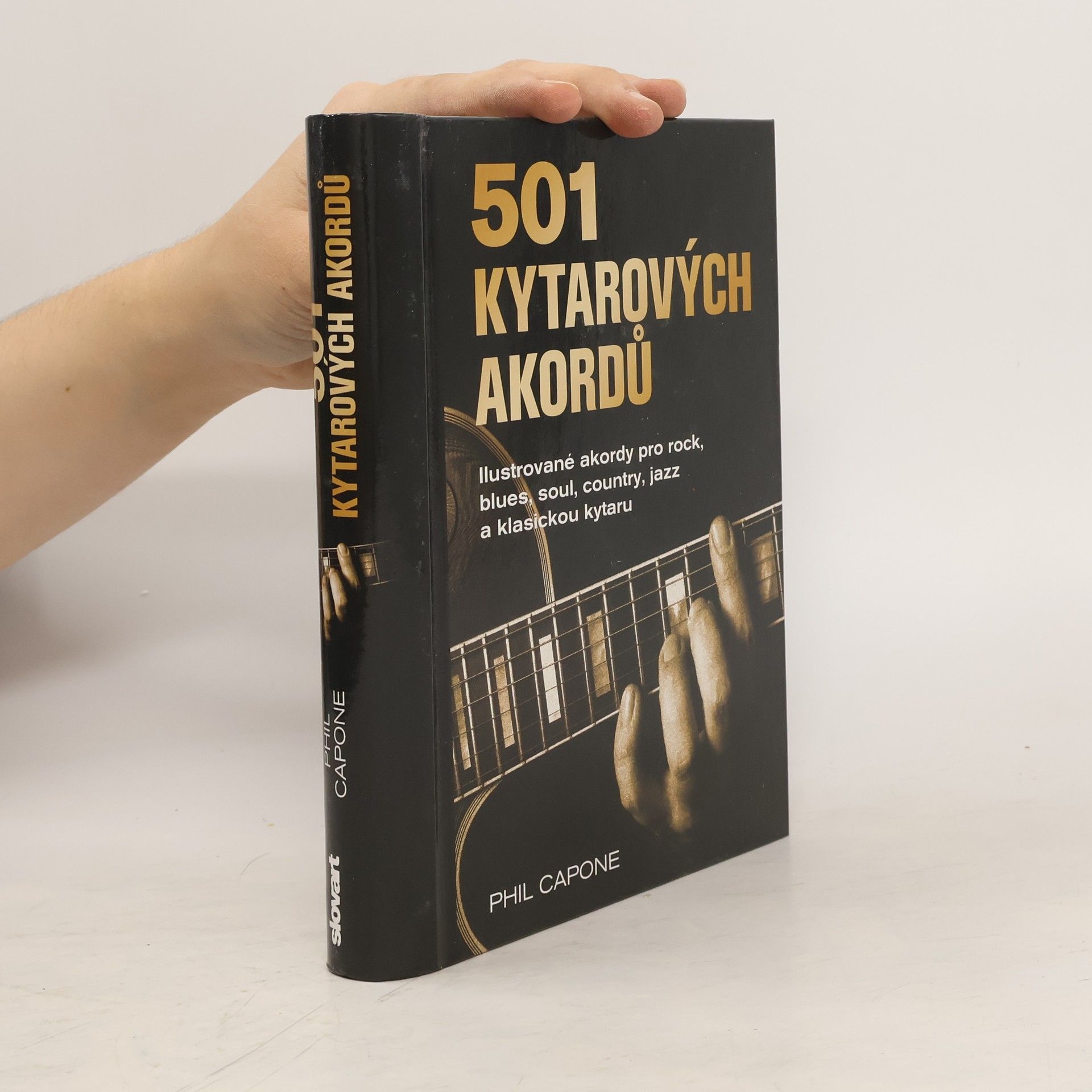 Phil Capone 501 kytarových akordů