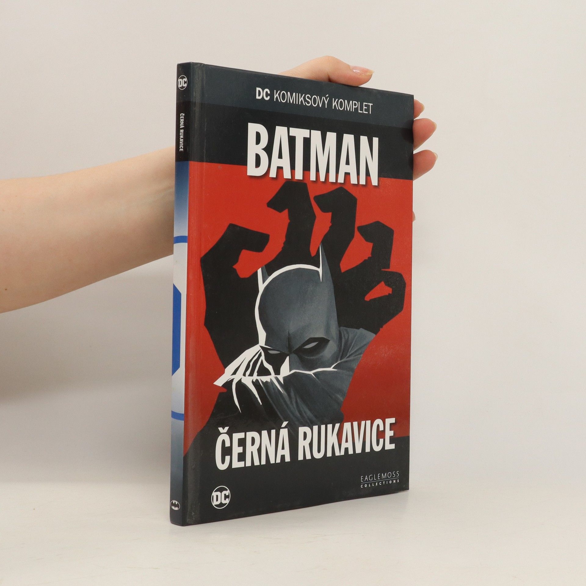 kolektiv Batman. Černá rukavice