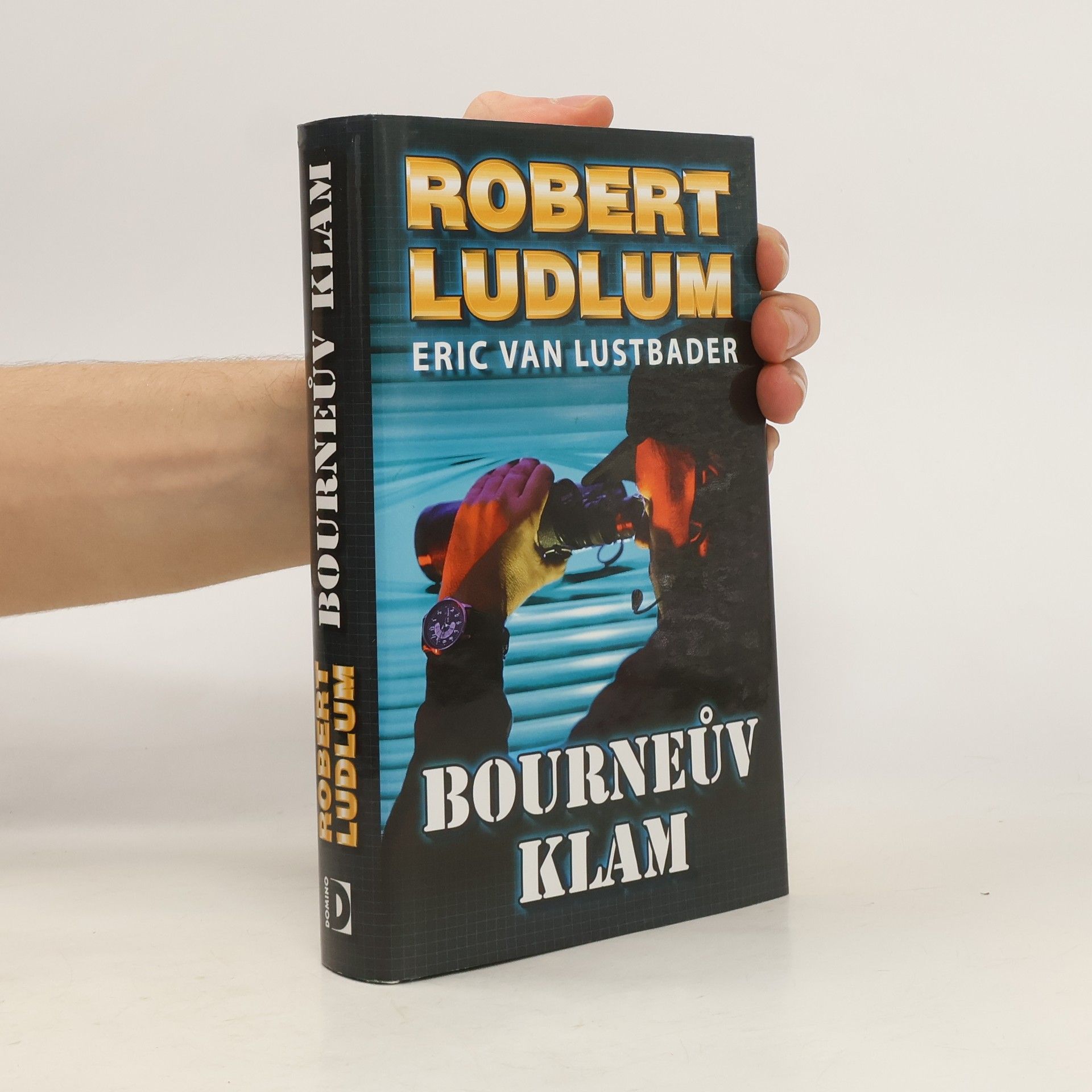 Robert Ludlum Bourneův klam