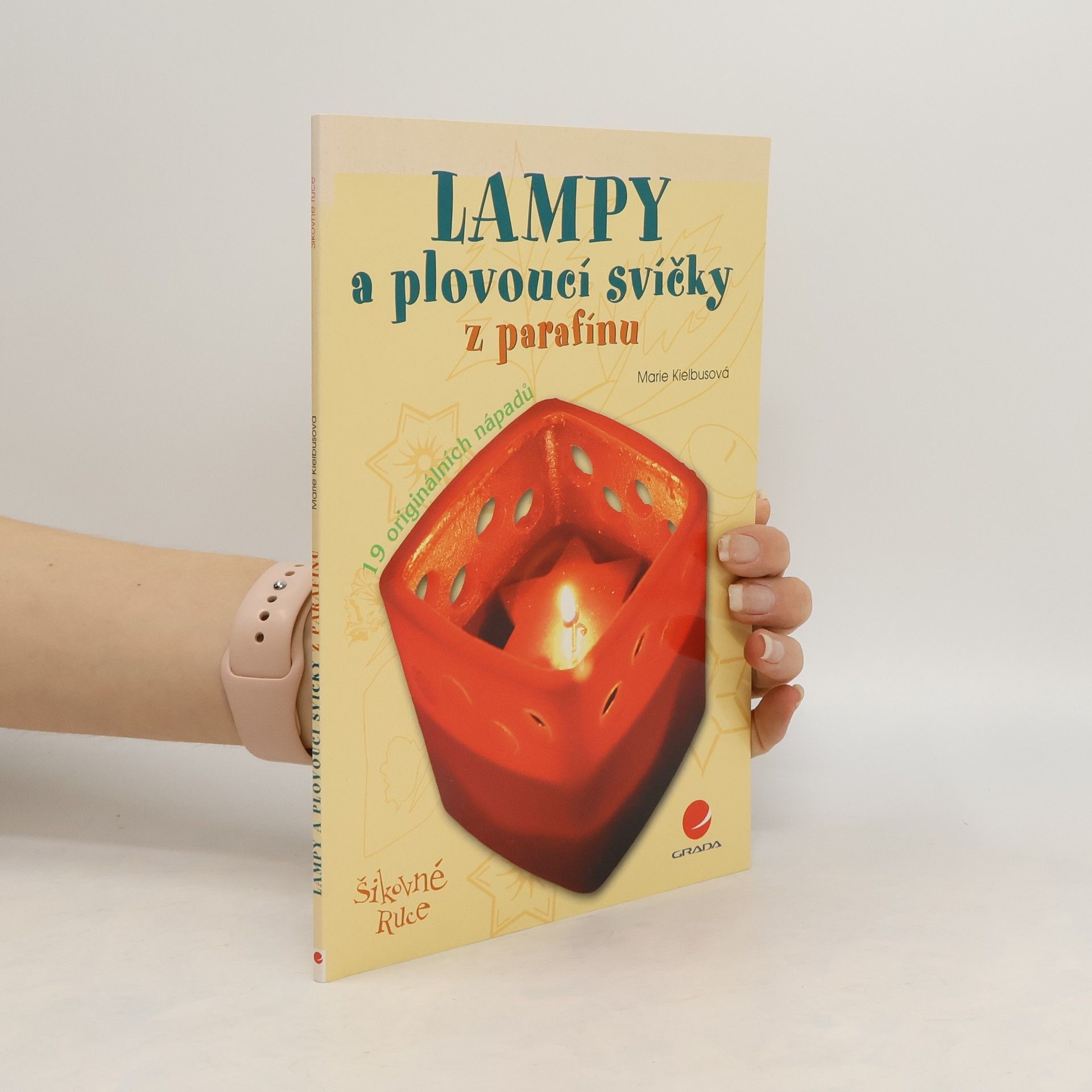 Marie Kielbusová Lampy a plovoucí svíčky z parafínu