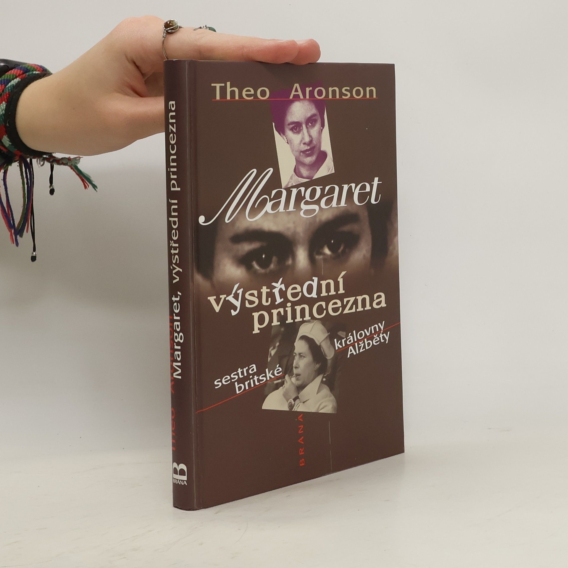 Theo Aronson Margaret, výstřední princezna
