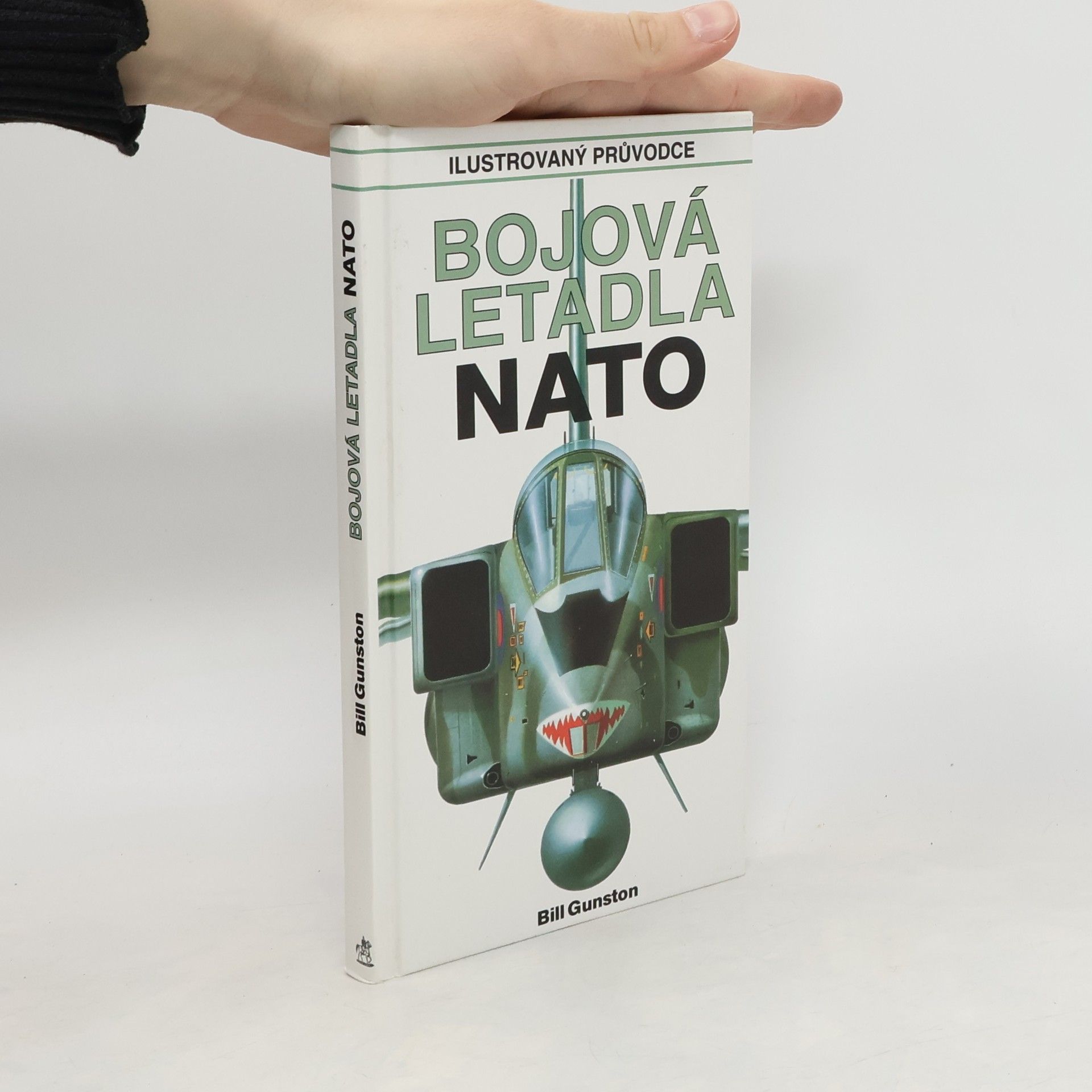 Bill Gunston Bojová letadla NATO