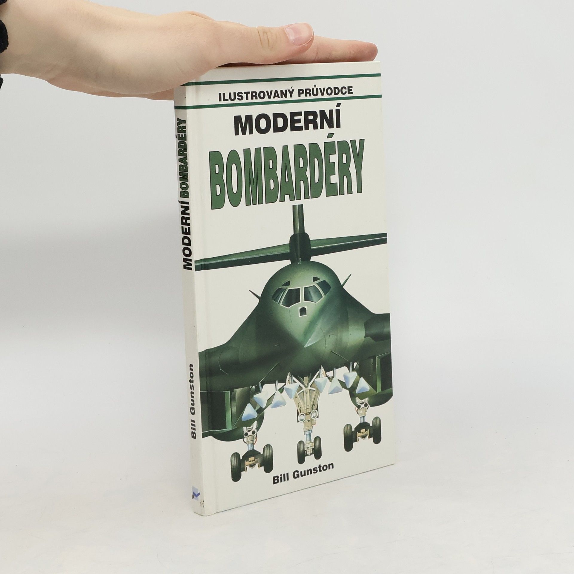 Bill Gunston Moderní bombardéry