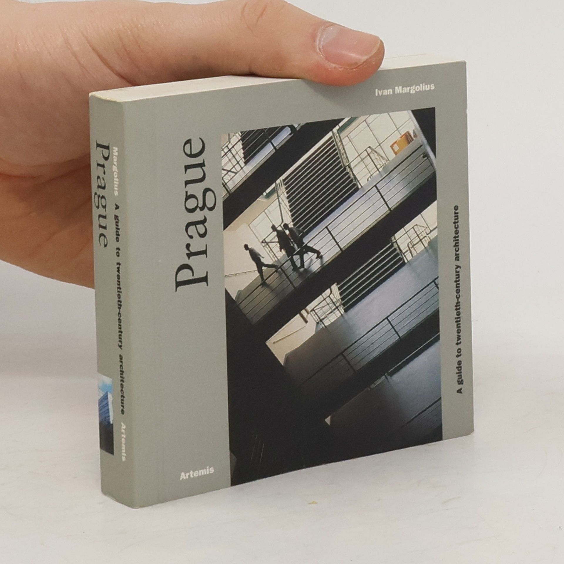 Ivan Margolius Prague. A guide to twentieth-century architecture