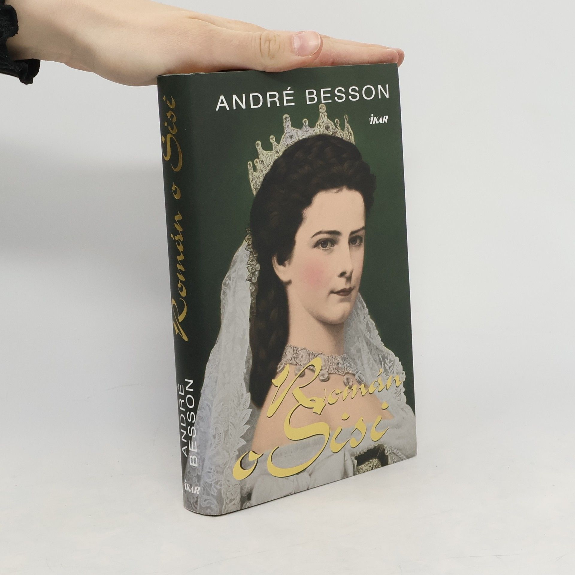 André Besson Román o Sisi