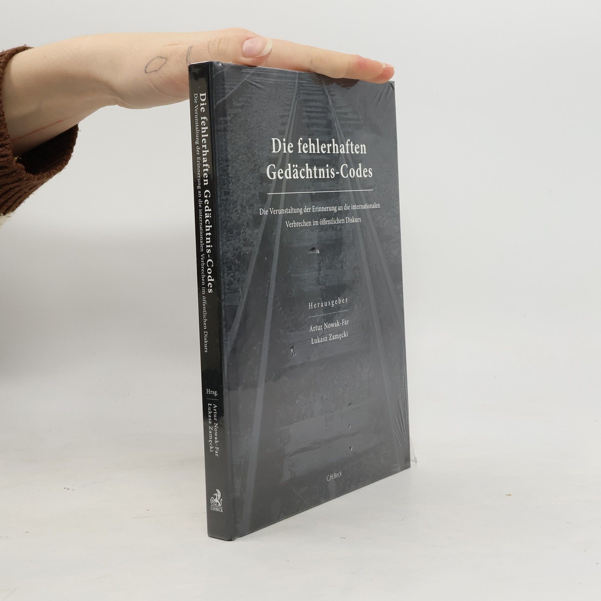 Artur Nowak-Far Die fehlerhaften Gedächtnis-Codes