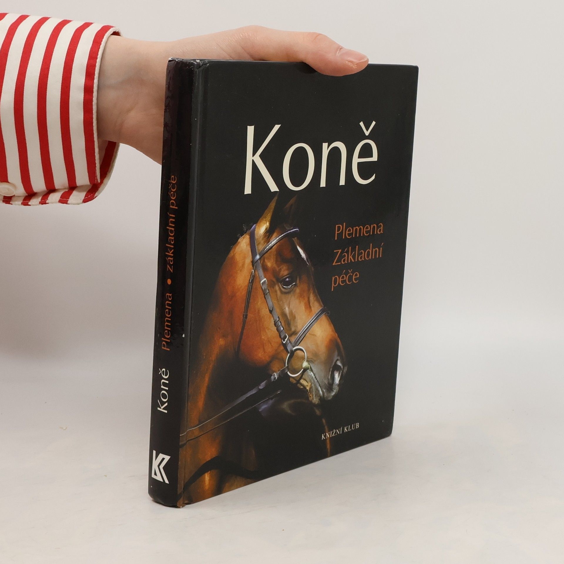 Saskia Brixner Koně. Plemena, základní péče