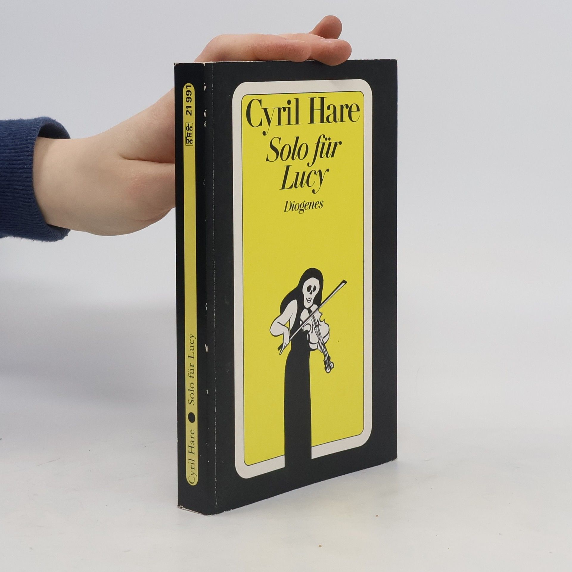 Cyril Hare Solo für Lucy