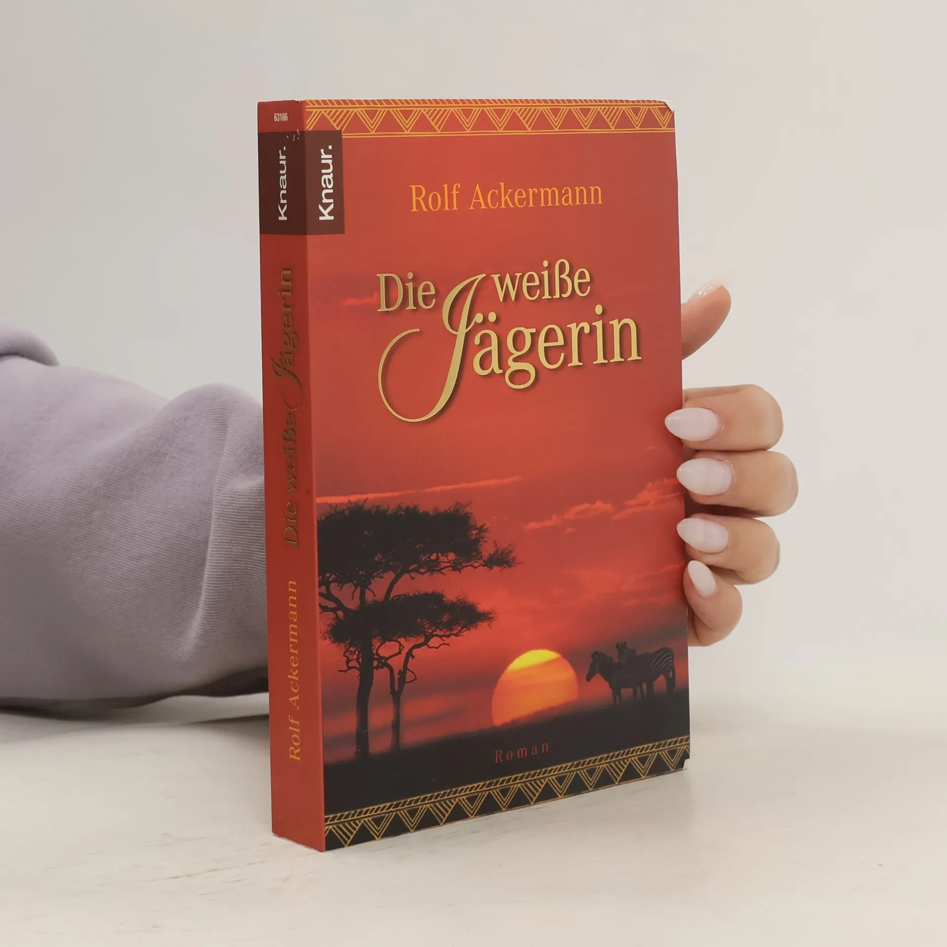 Die weiße Jägerin | Buch | Paperback | Rolf Ackermann