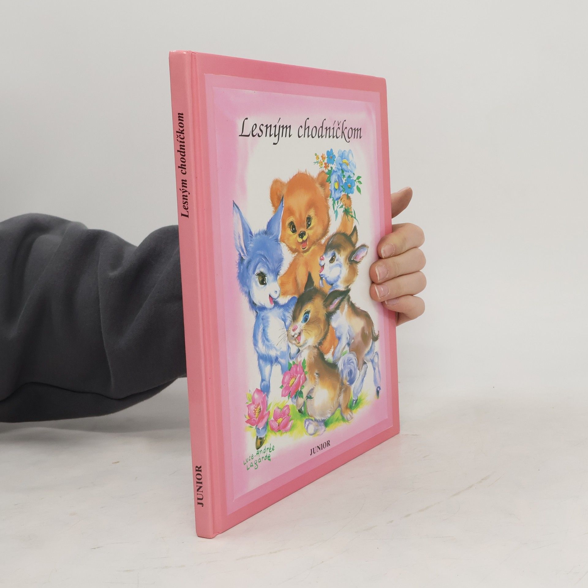 Collectif d'auteurs Lesným chodníčkom