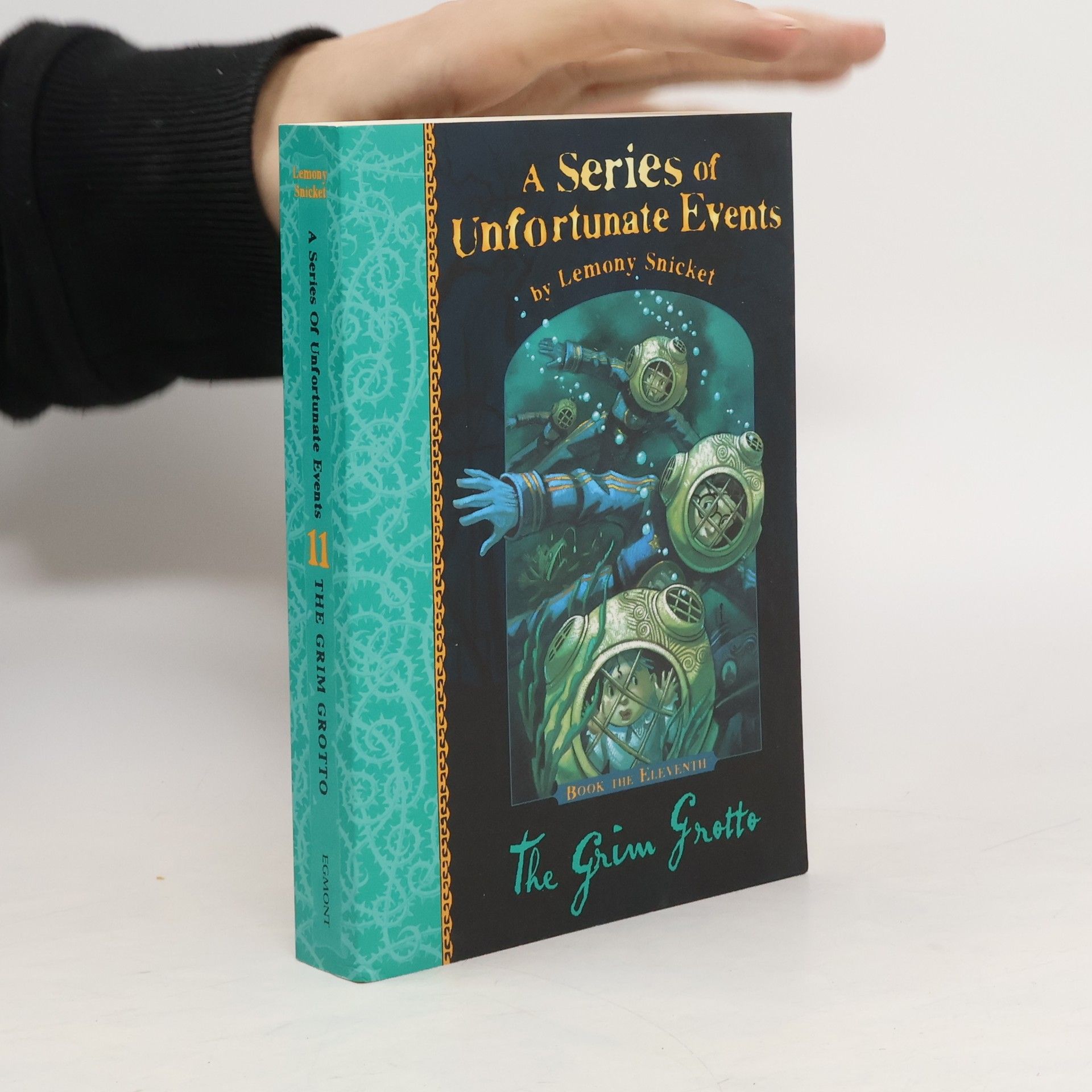 Lemony Snicket A series of unfortunate events. The grim grotto. Book the eleventh