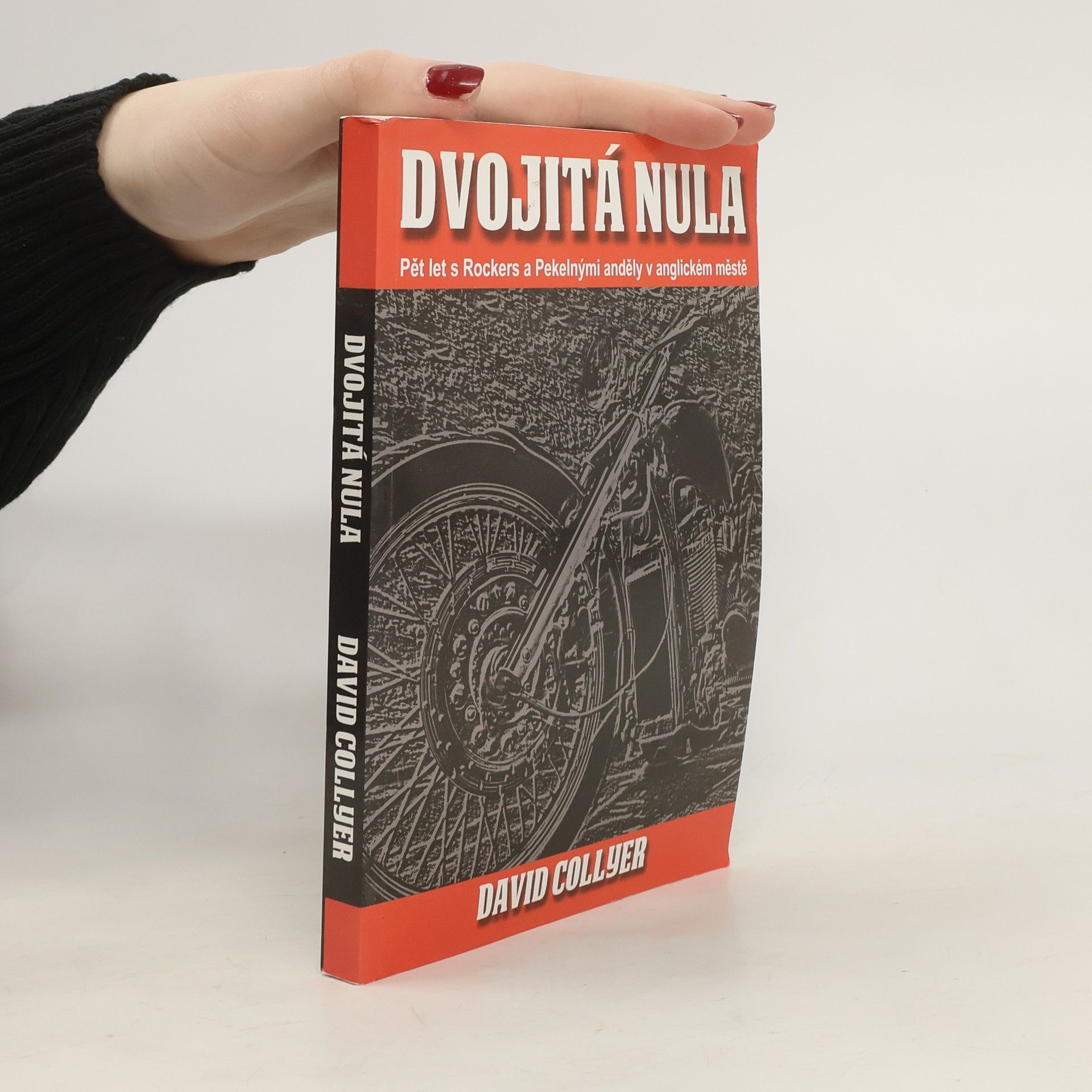 David Collyer Dvojitá nula