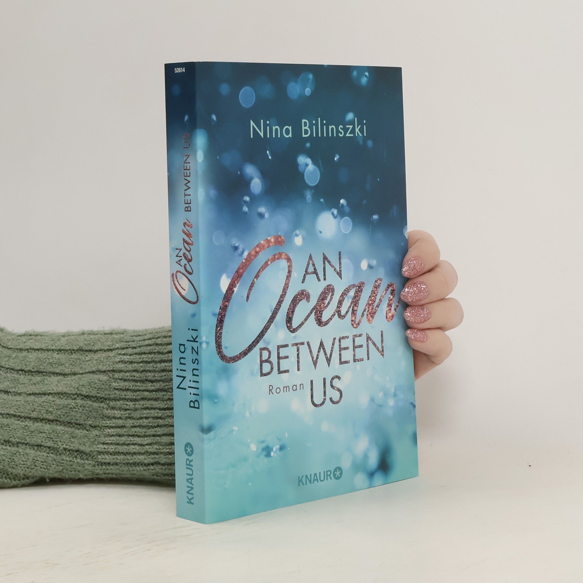 Nina Bilinszki An ocean between us