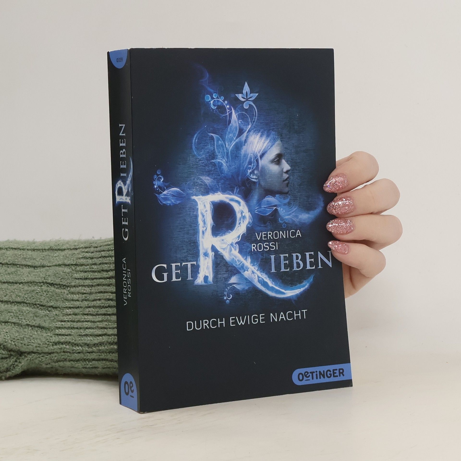 Veronica Rossi Getrieben. Durch ewige Nacht