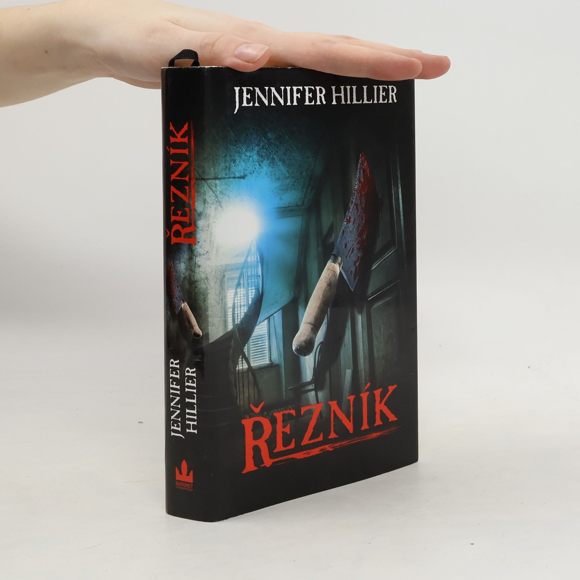 Jennifer Hillier Řezník