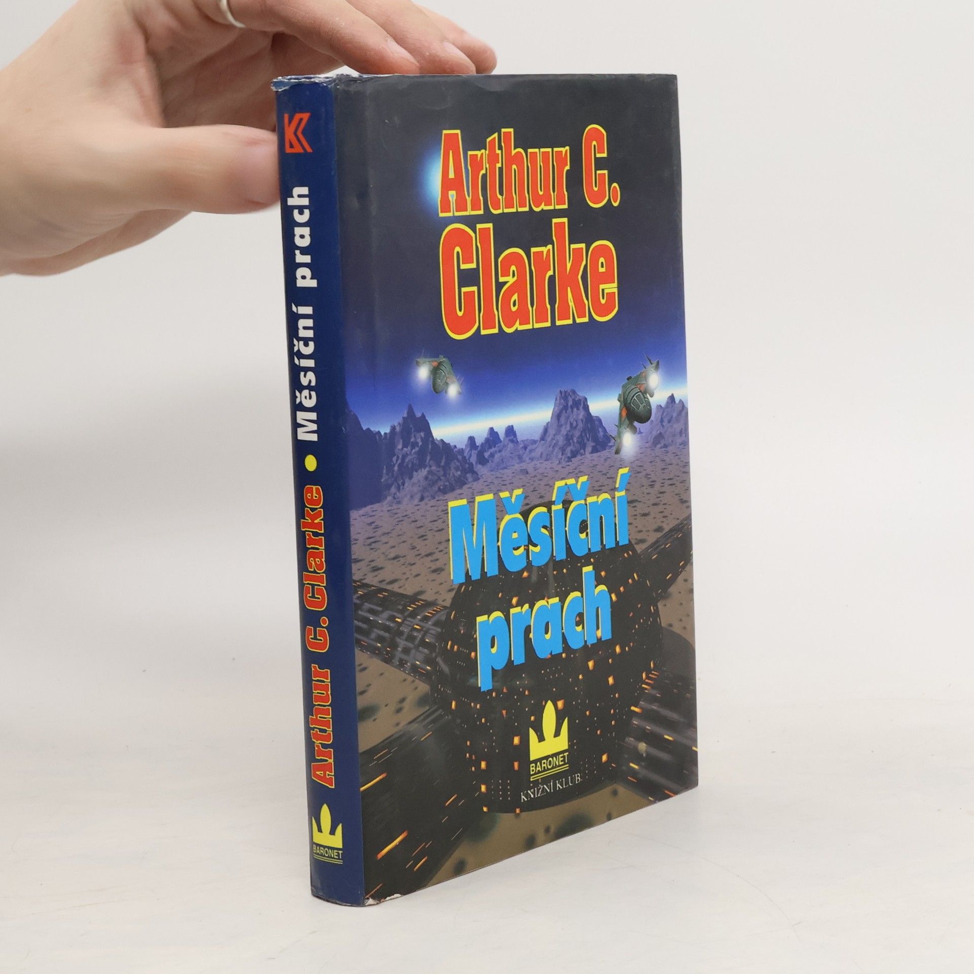 Arthur C. Clarke Měsíční prach