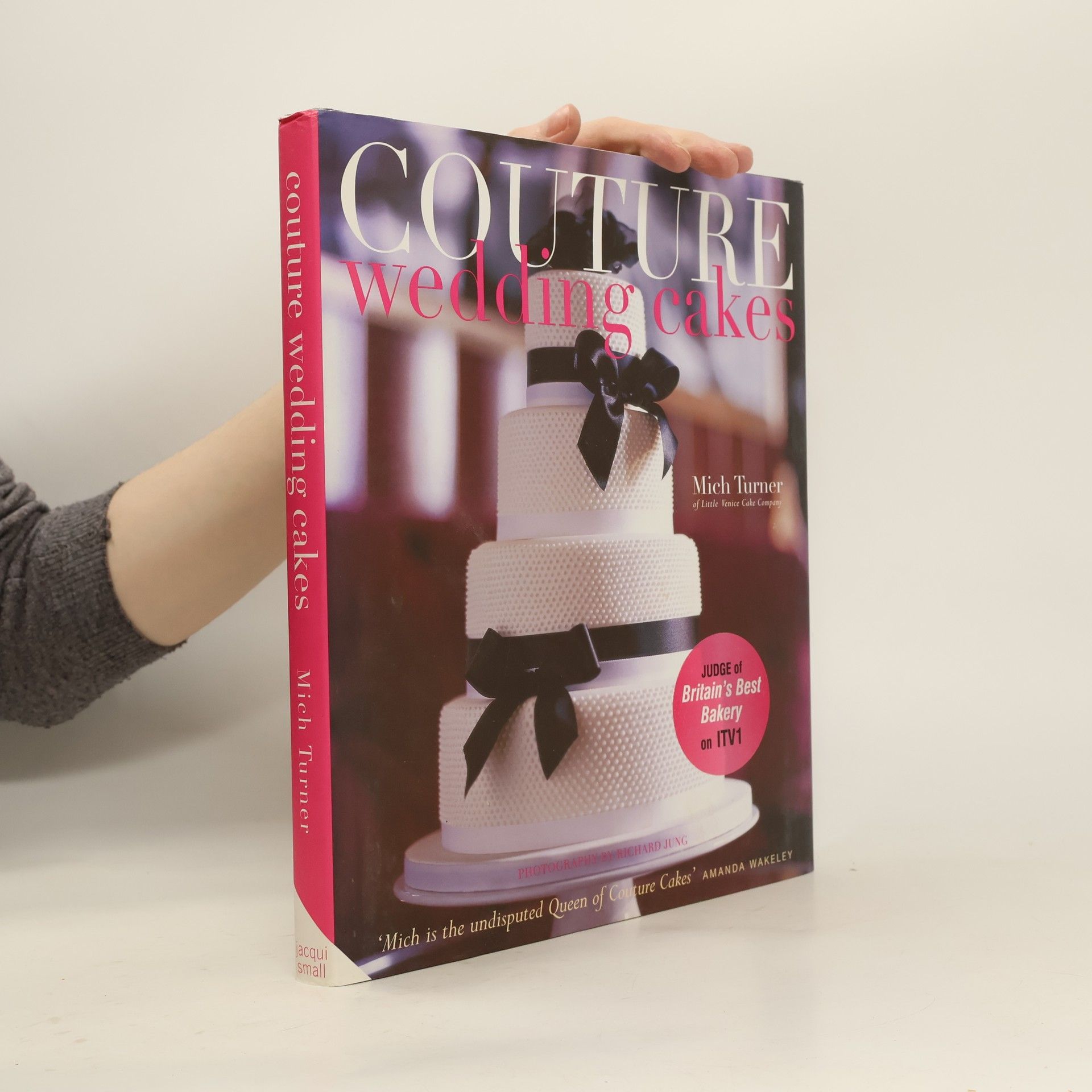 Mich Turner Couture Wedding Cakes