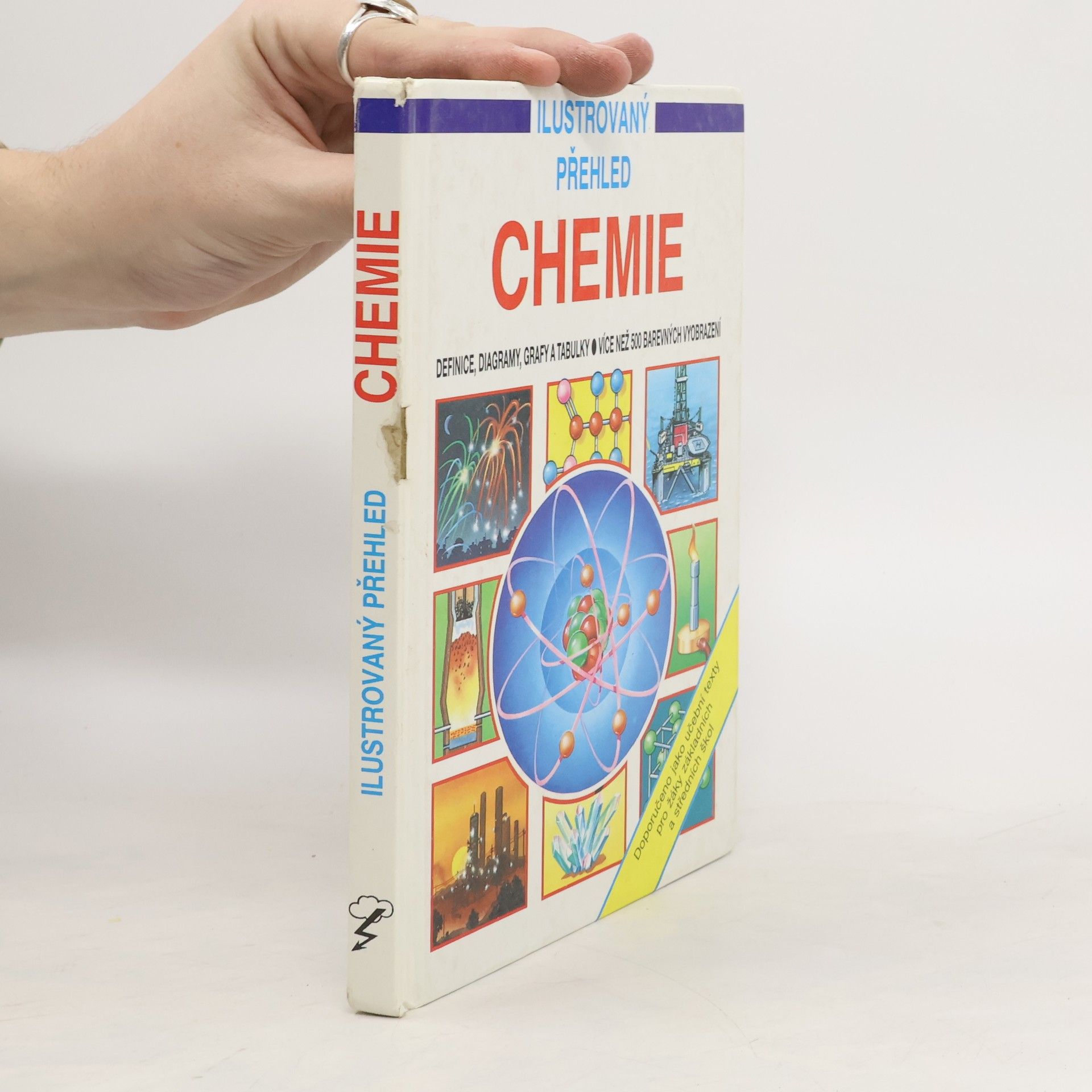 kolektiv Ilustrovaný přehled chemie