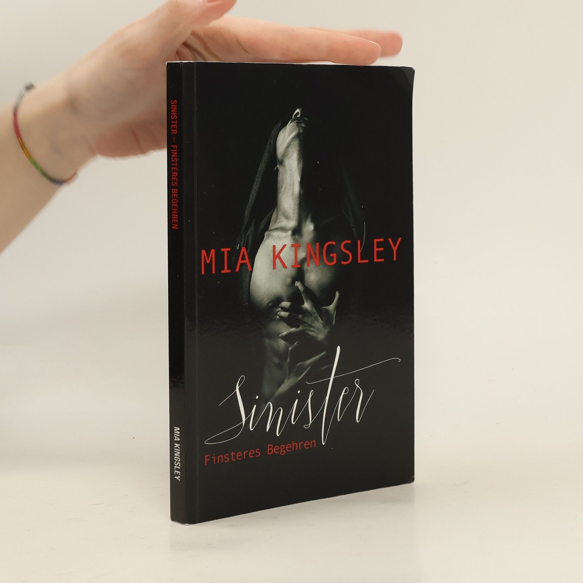 Mia Kingsley Sinister