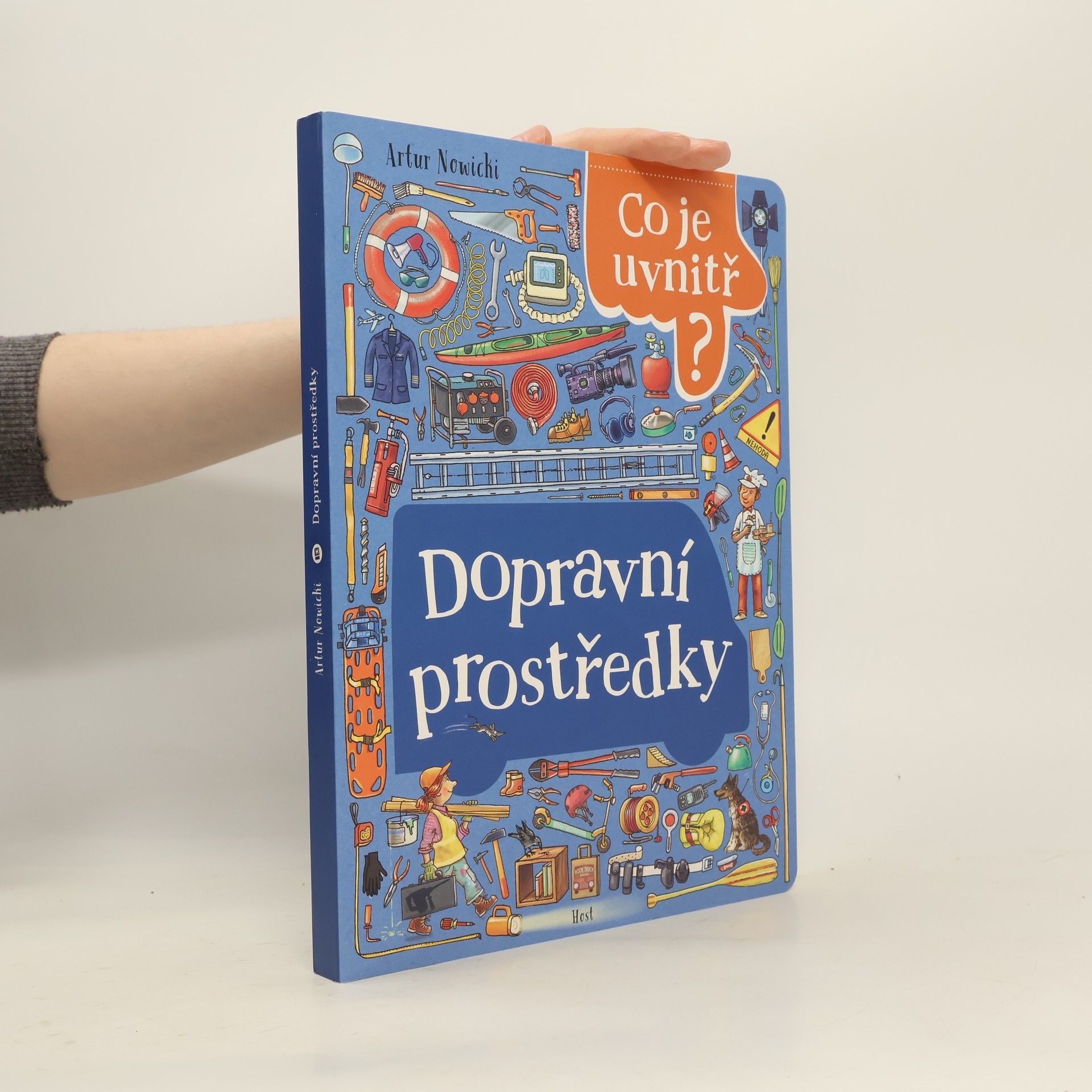 Artur Nowicki Dopravní prostředky : co je uvnitř?