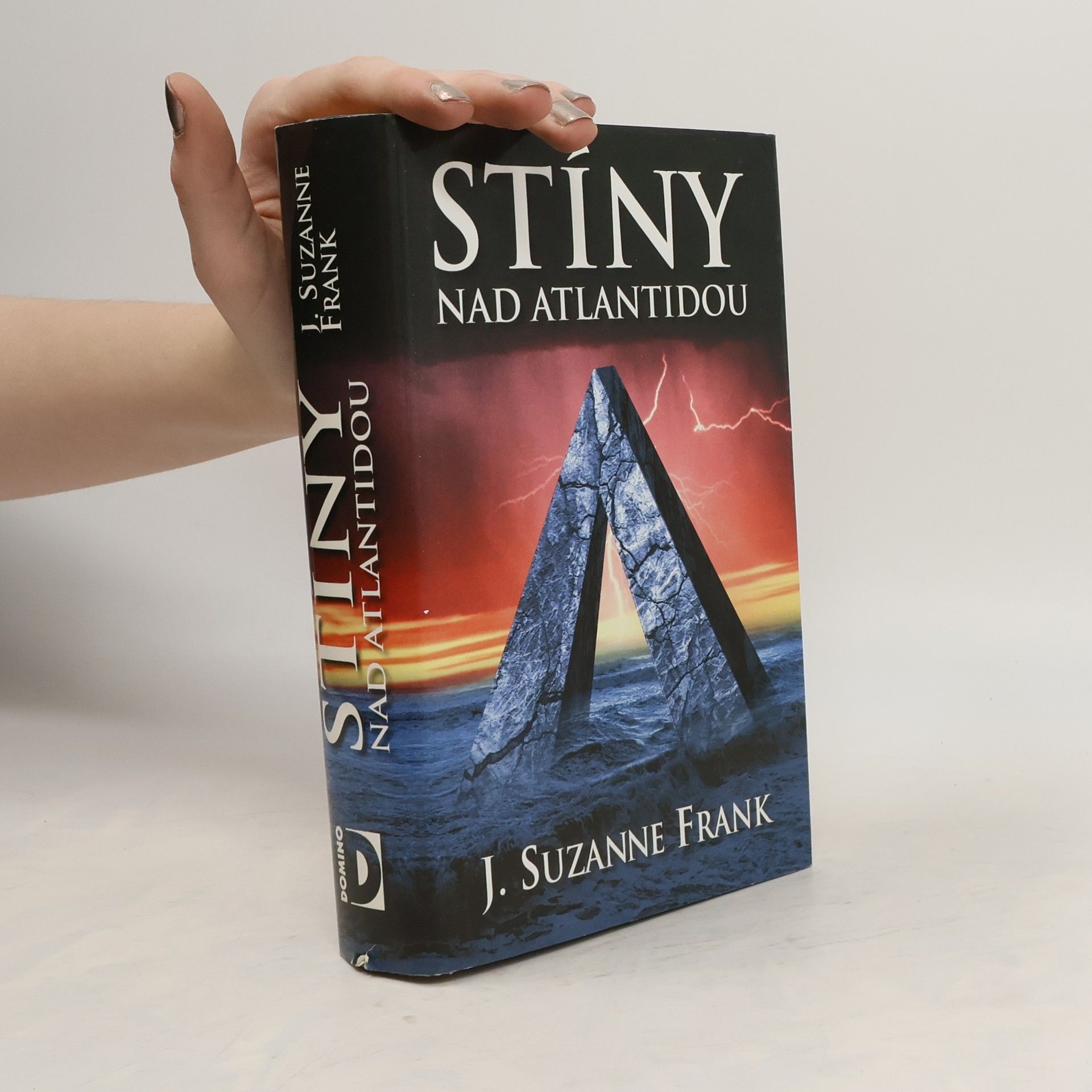 Suzanne Frank Stíny nad Atlantidou