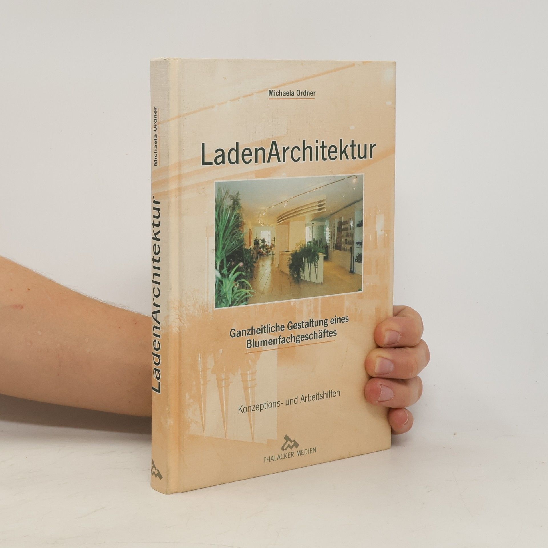 Michaela Ordner Laden-Architektur