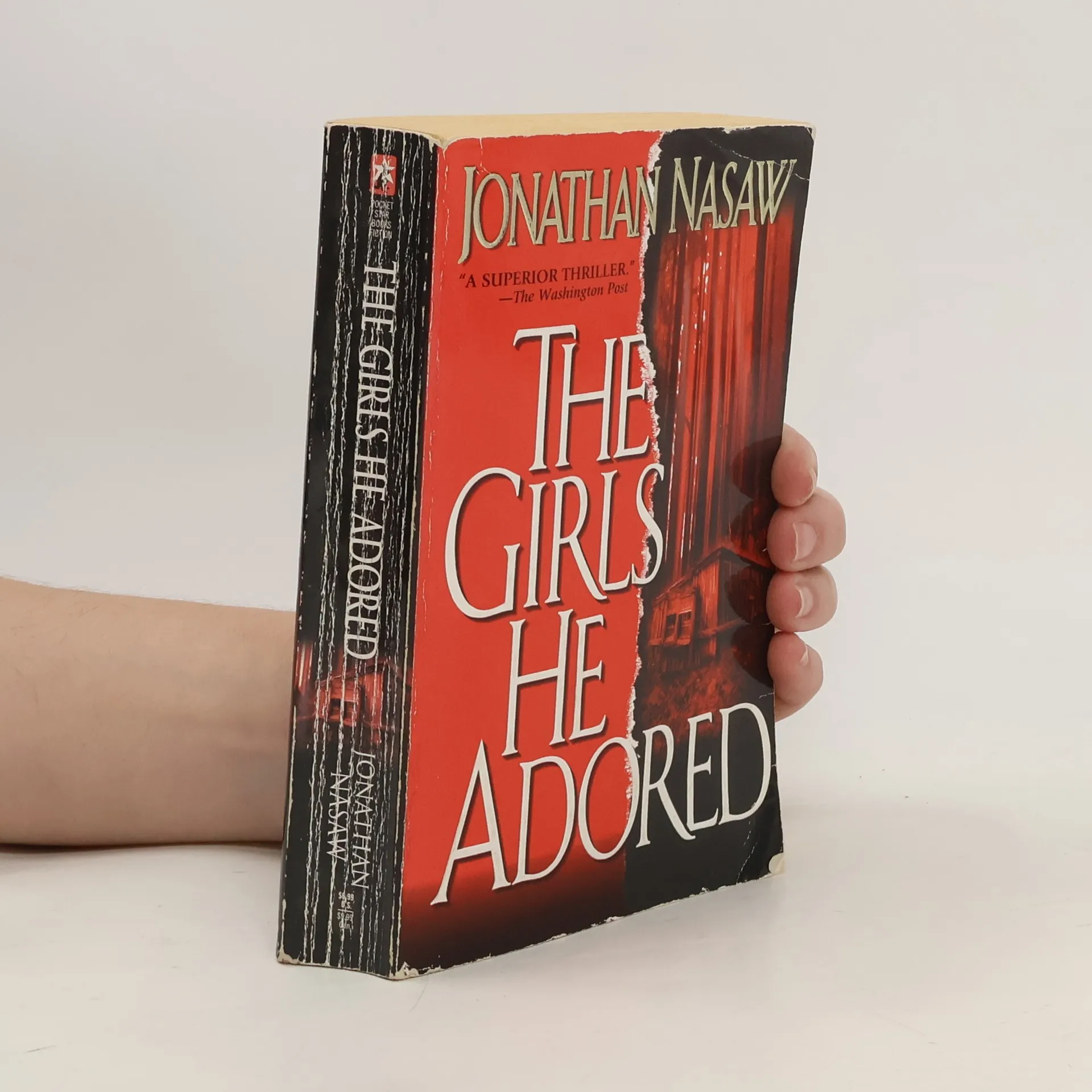 The Girls He Adored | Book | Paperback | Jonathan Nasaw | EN