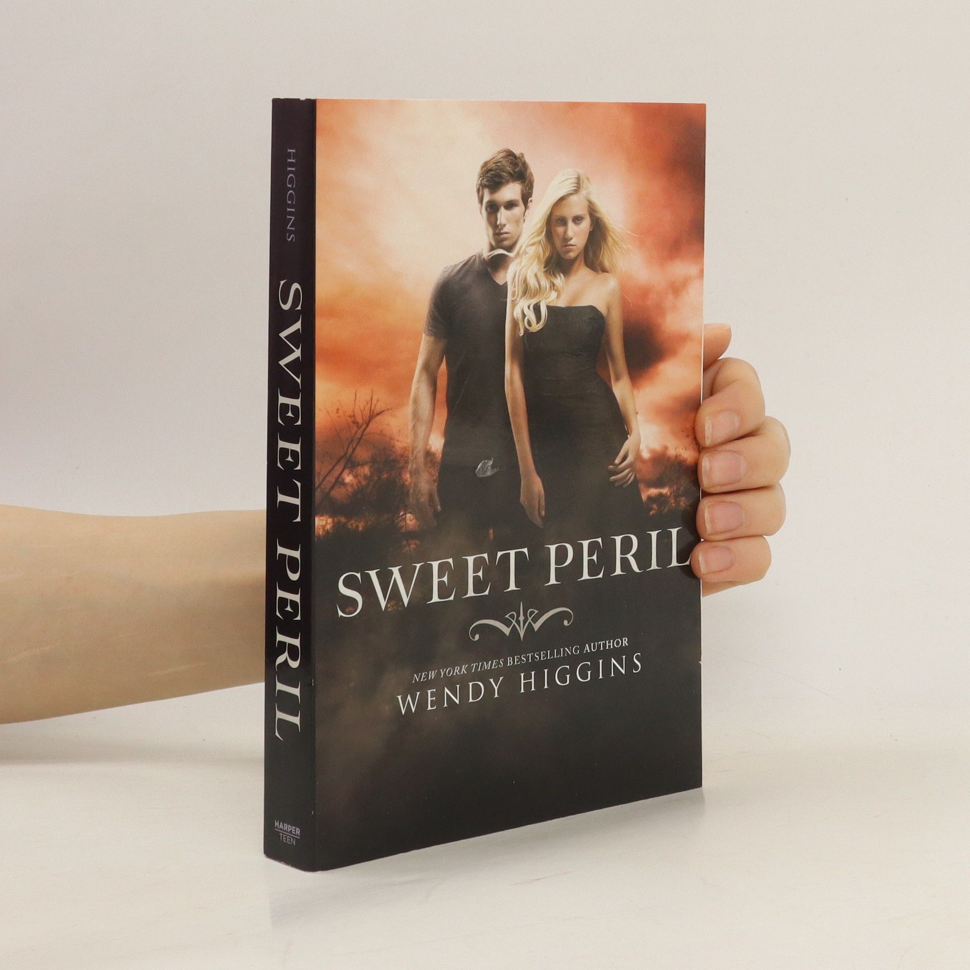 Wendy Higgins Sweet peril