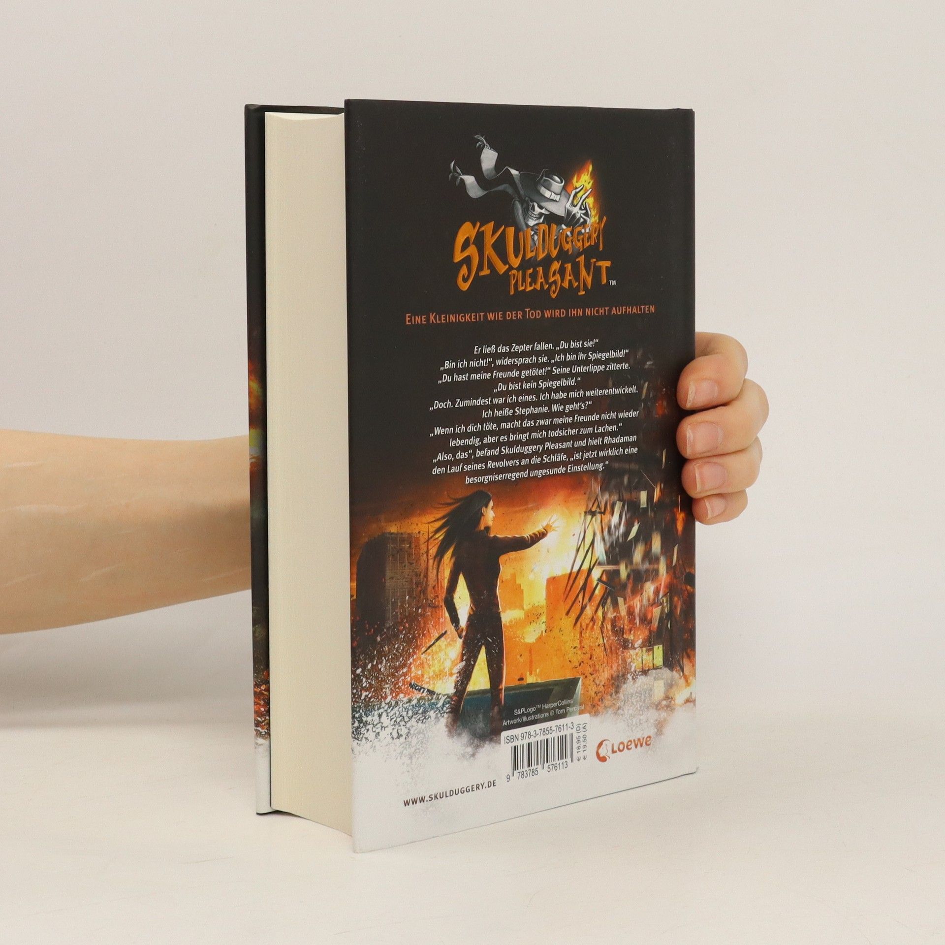 Derek Landy Skulduggery Pleasant 9