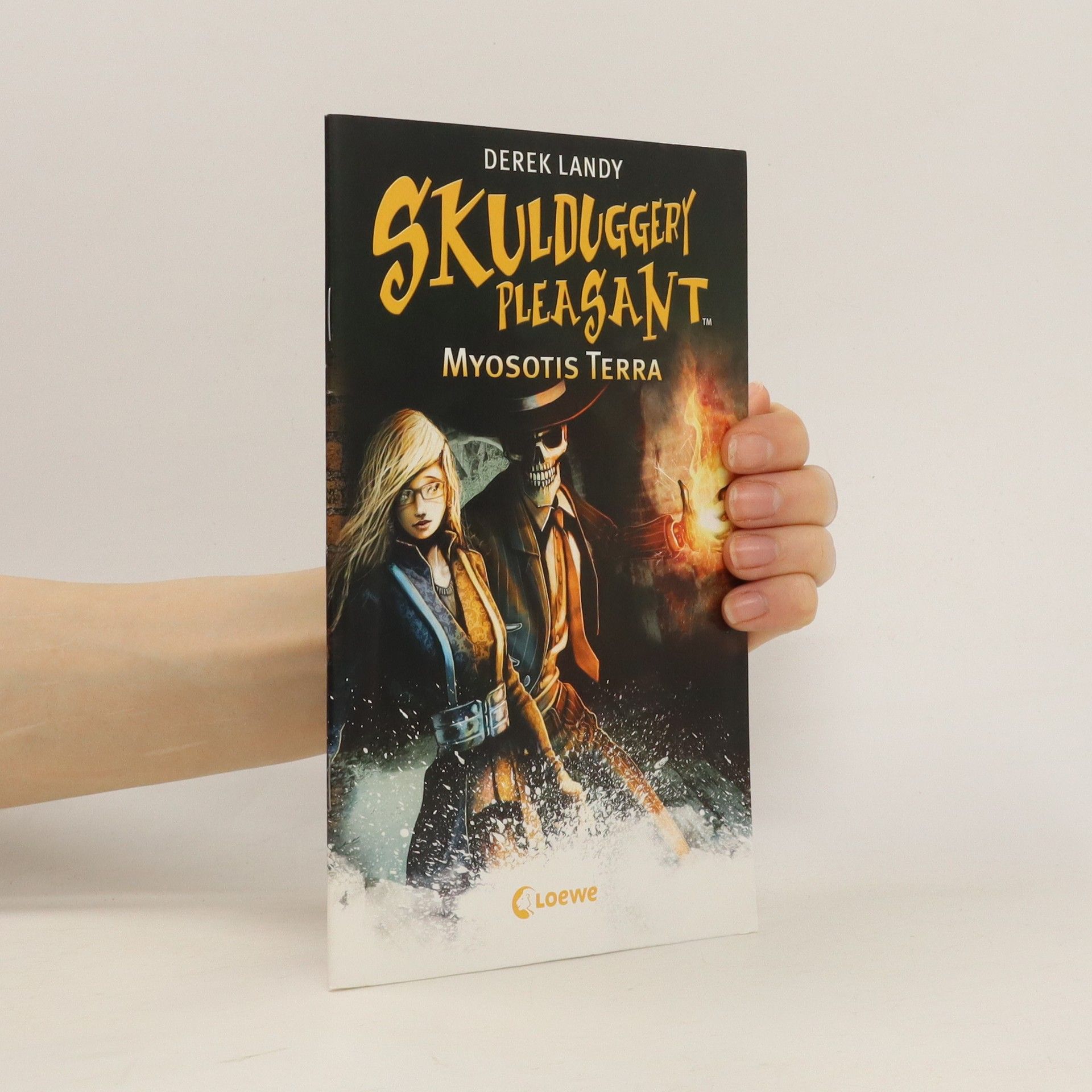 Derek Landy Skulduggery Pleasant. Myosotis Terra