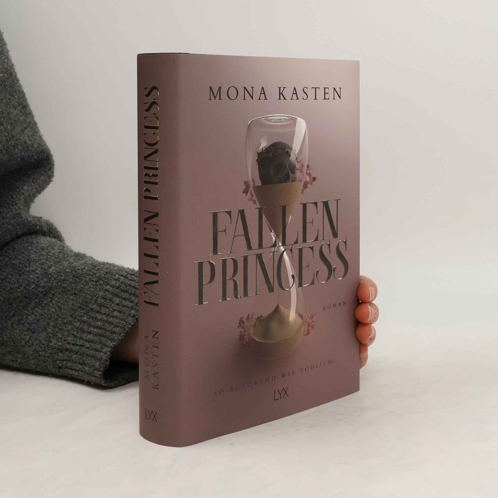 Mona Kasten Fallen Princess