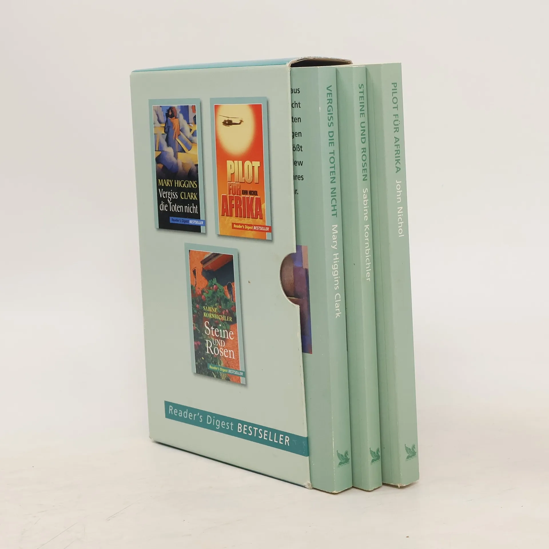 Vergiss die toten nicht. Pilot für Afrika. Steine und Rosen Schwarze Frau vom Nil | Buch | Paperback | Mary Higgins Clark