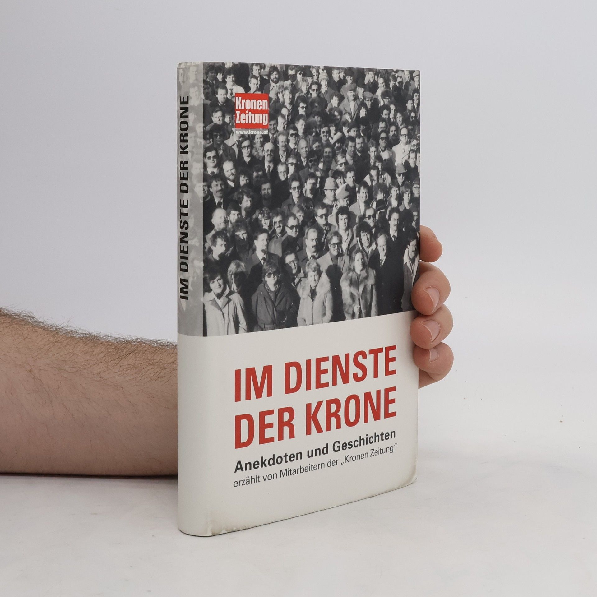 Collective Im Dienste der Krone