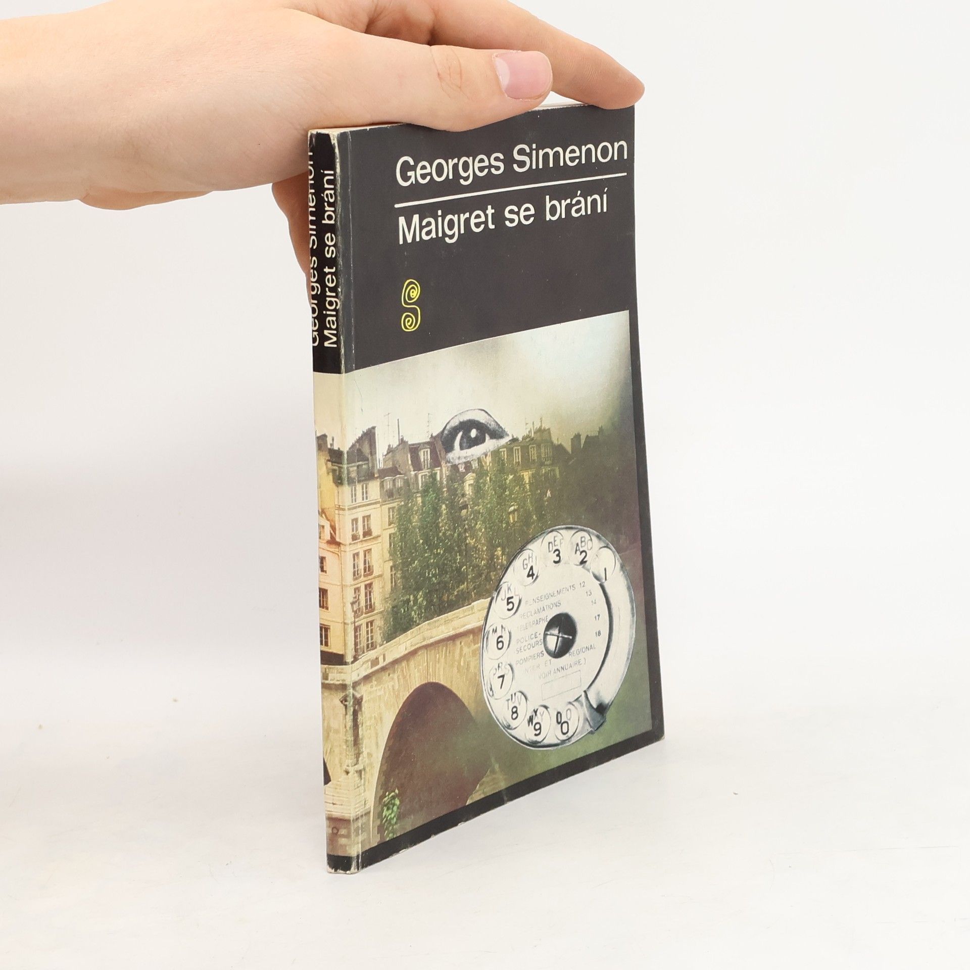 Georges Simenon Maigret se brání