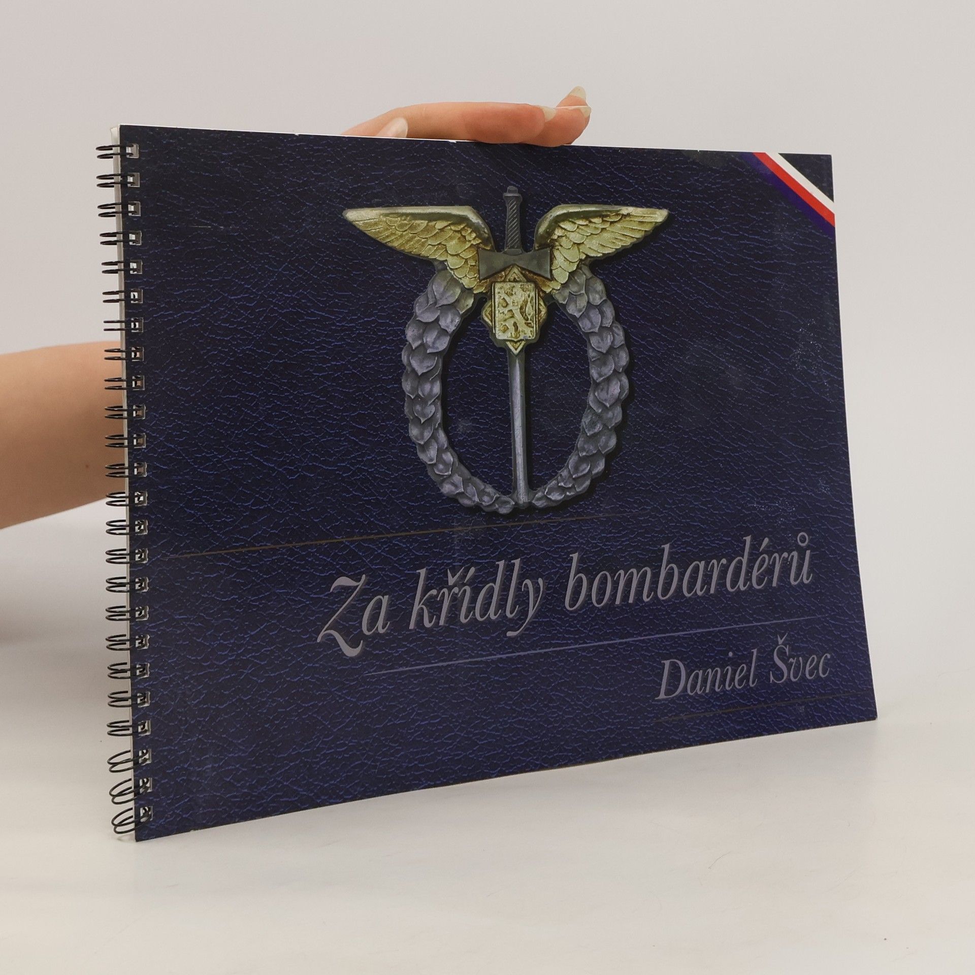 Daniel Švec Za křídly bombardérů
