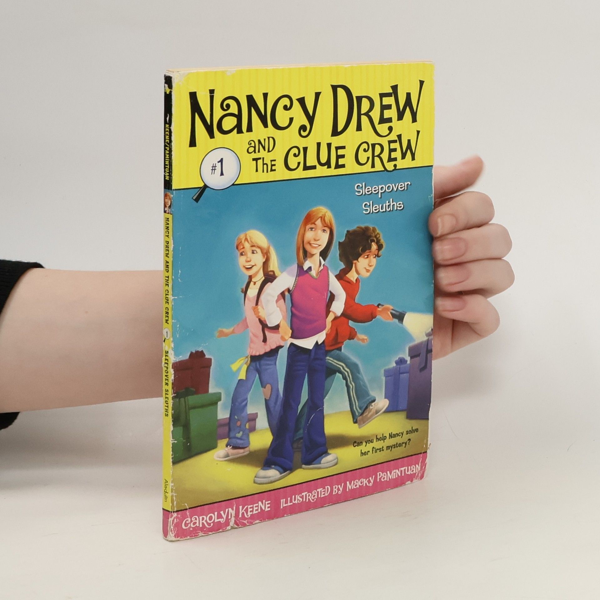 Carolyn Keene Nancy Drew and the Clue Crew #1. Sleepover Sleuths