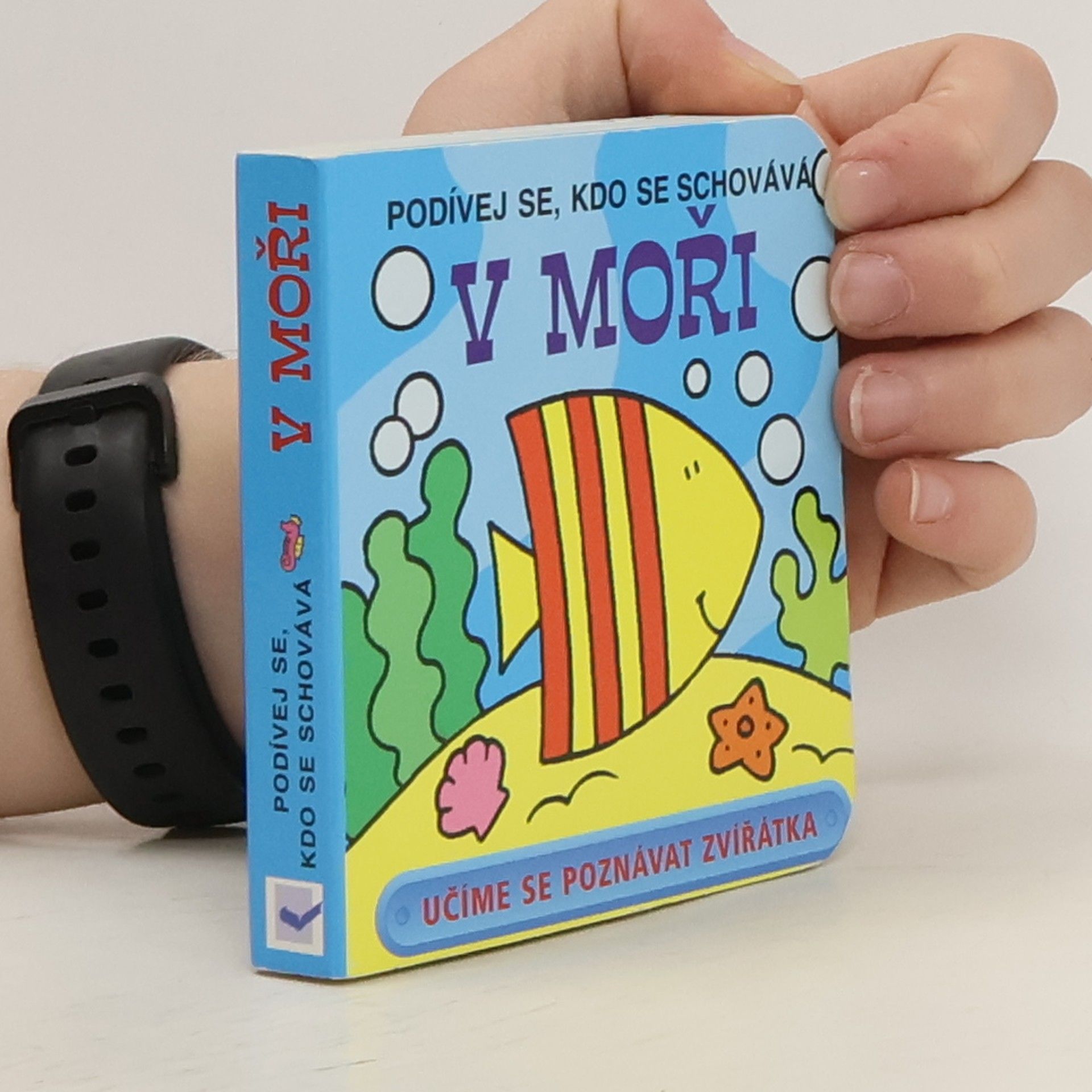 David Crossley Podívej se, kdo se schovává v moři