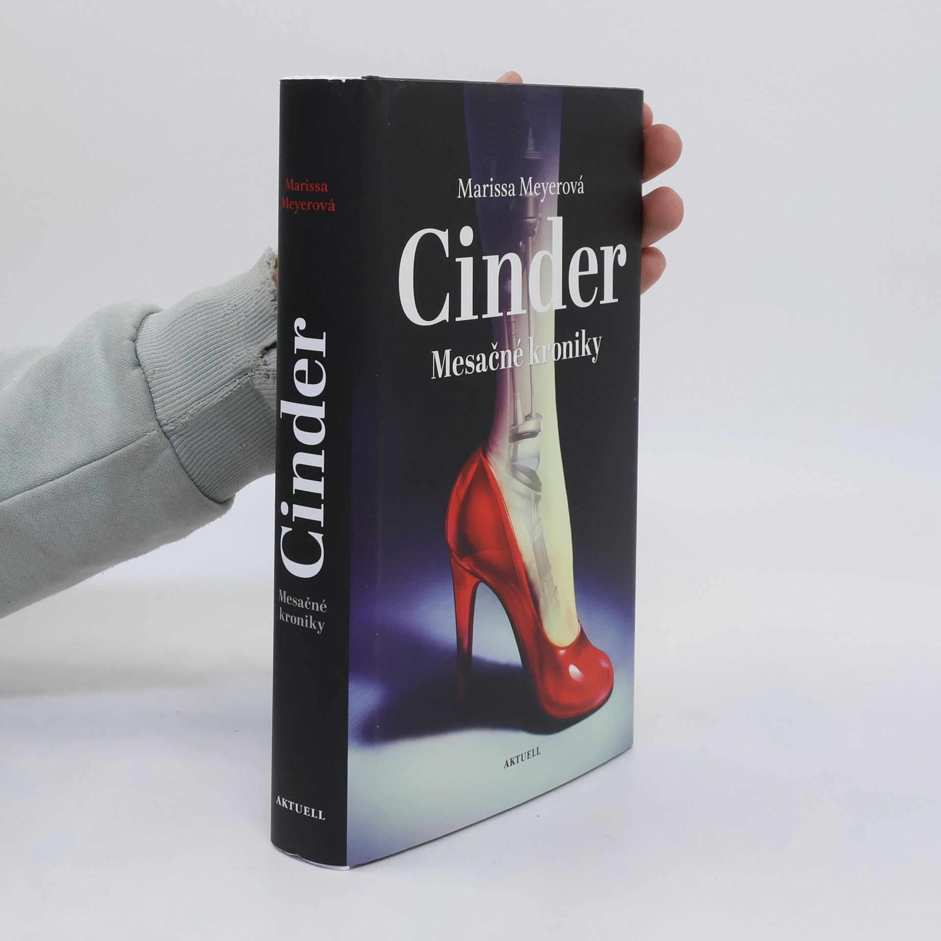 Marissa Meyer Cinder