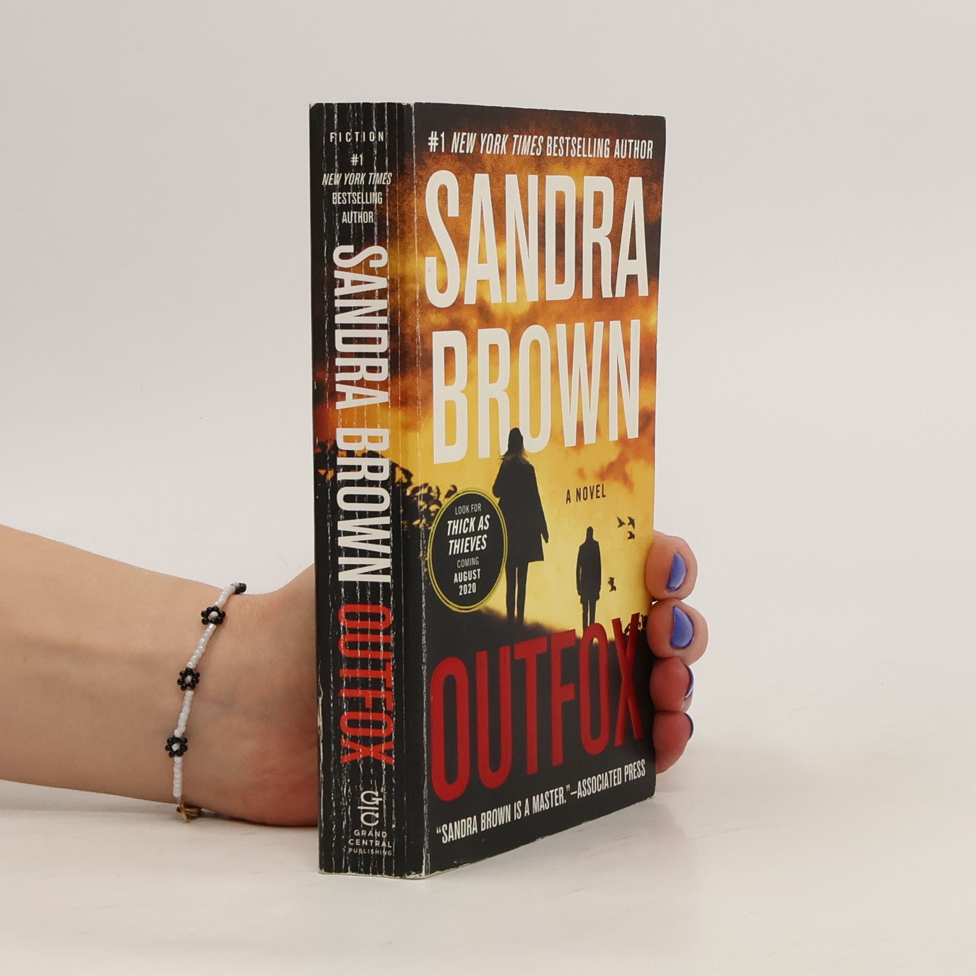 Sandra Brown Outfox