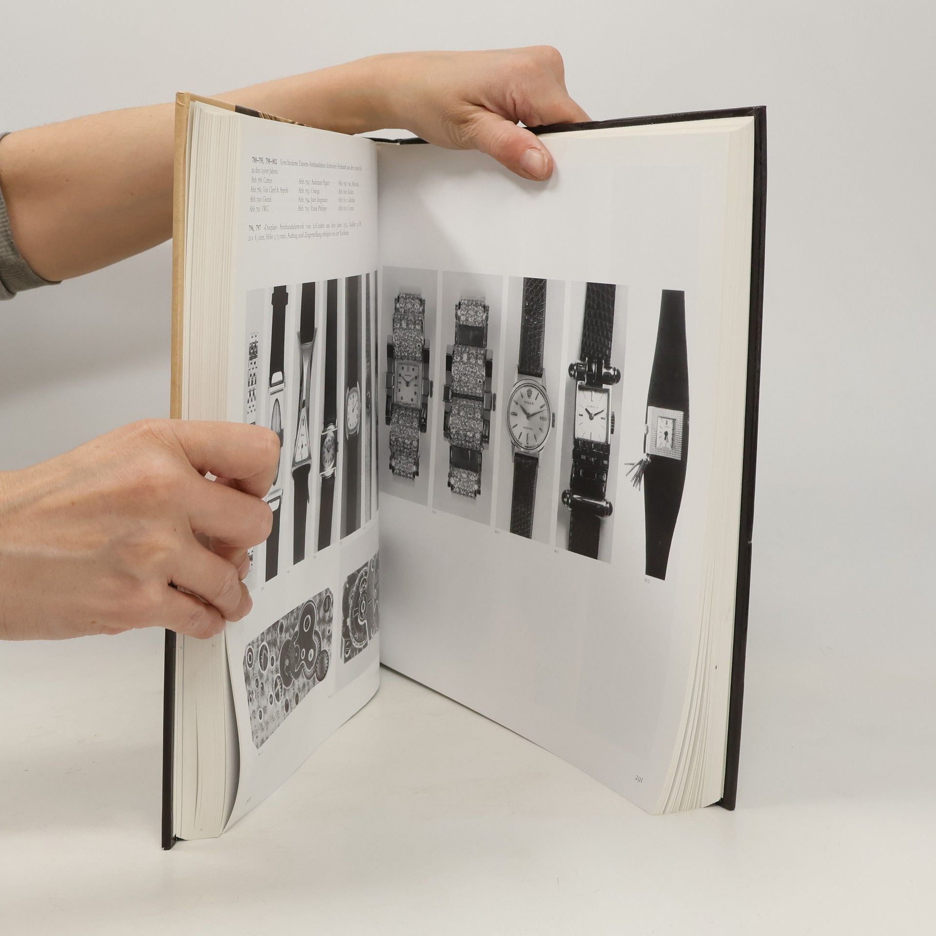 Various authors Armbanduhren. 100 Jahre Entwicklungsgeschichte