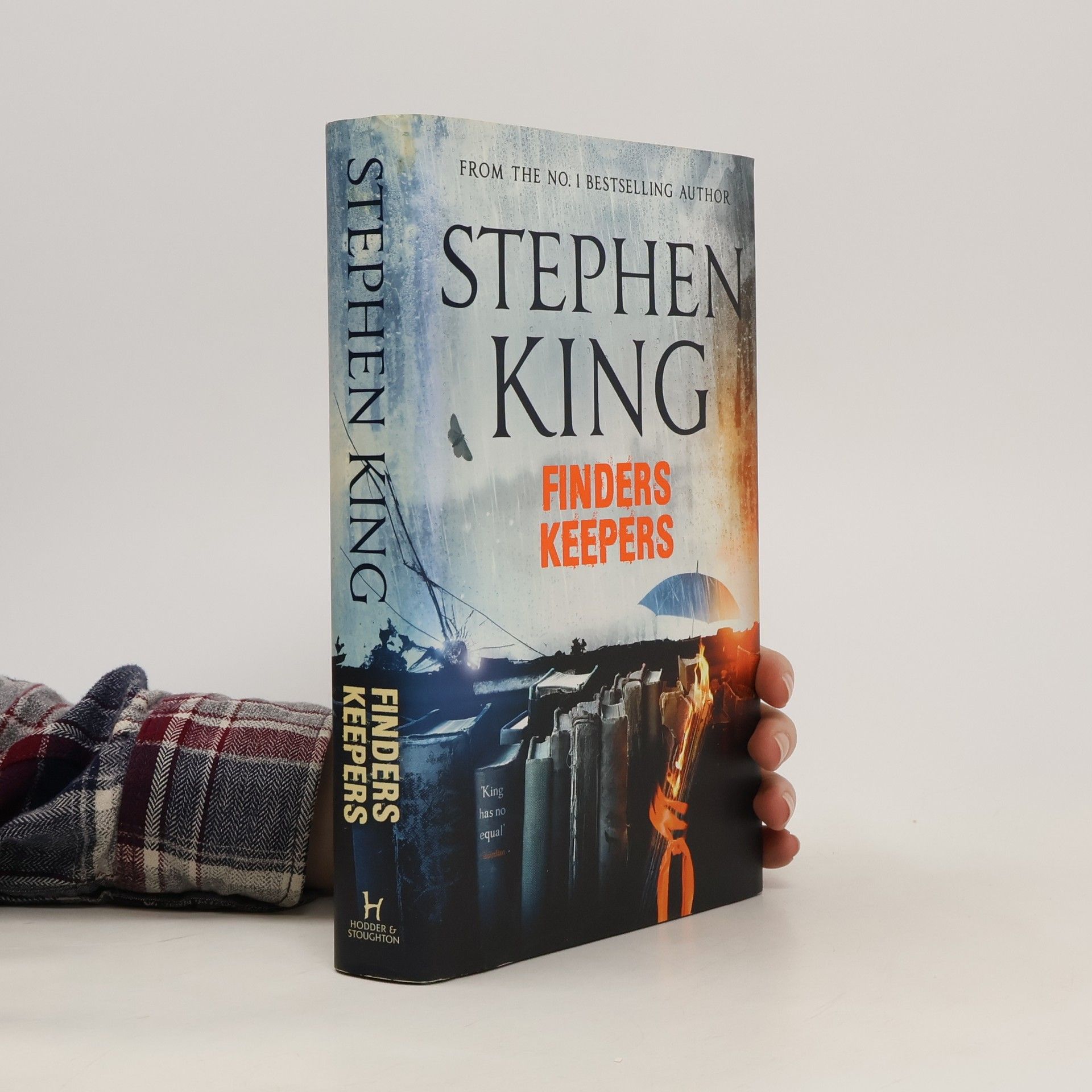 Stephen King Finders Keepers: a novel