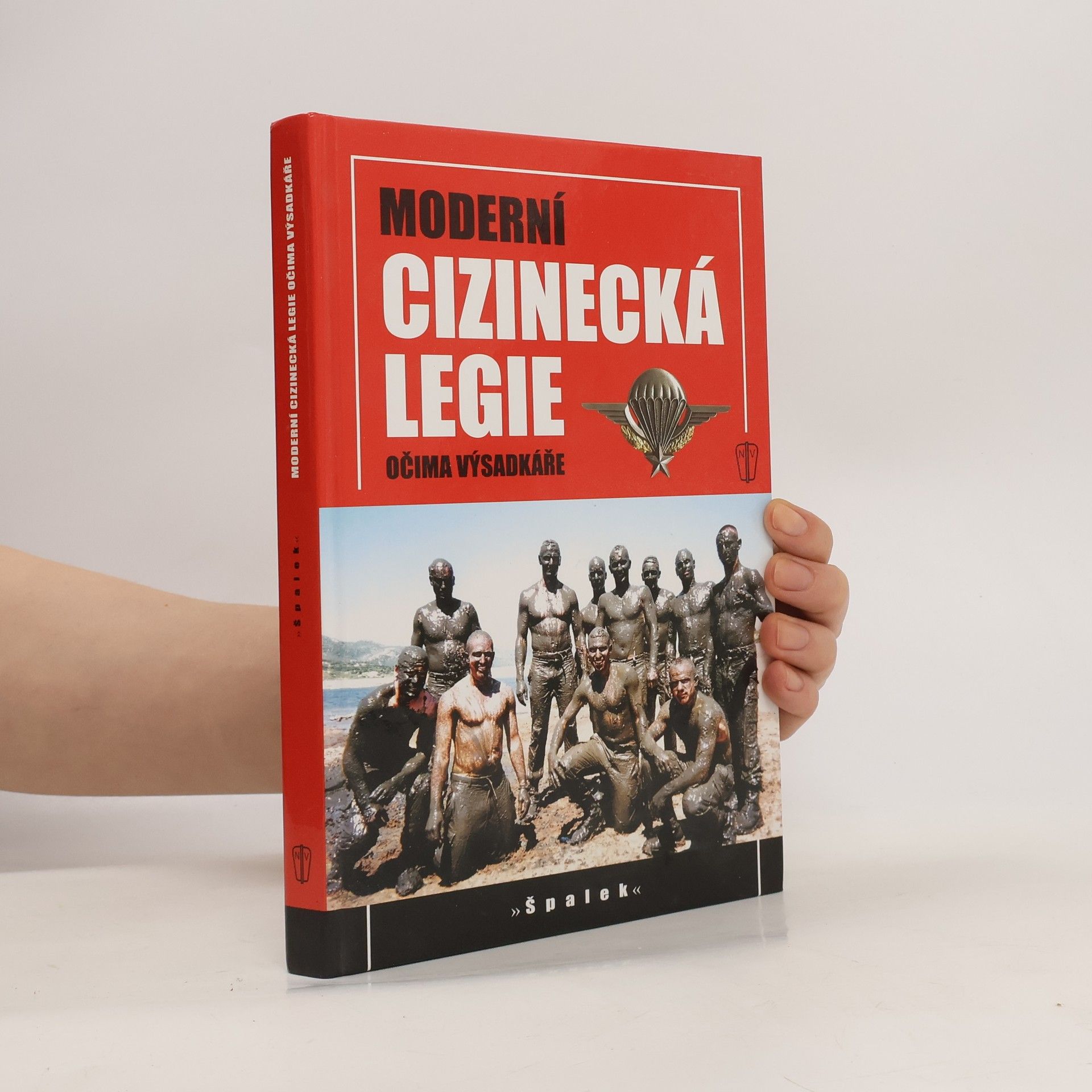 AA.VV. Moderní cizinecká legie očima výsadkáře