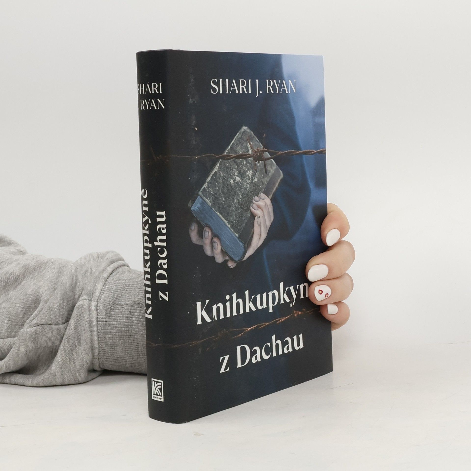 Shari J. Ryan Knihkupkyně z Dachau