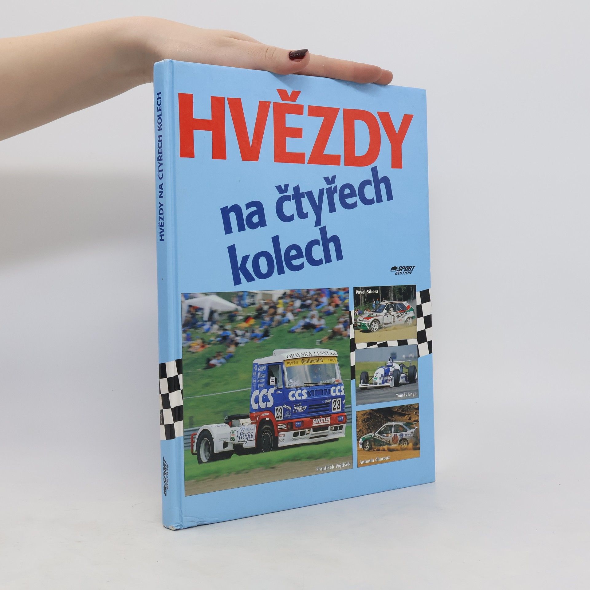 kolektiv Hvězdy na čtyřech kolech